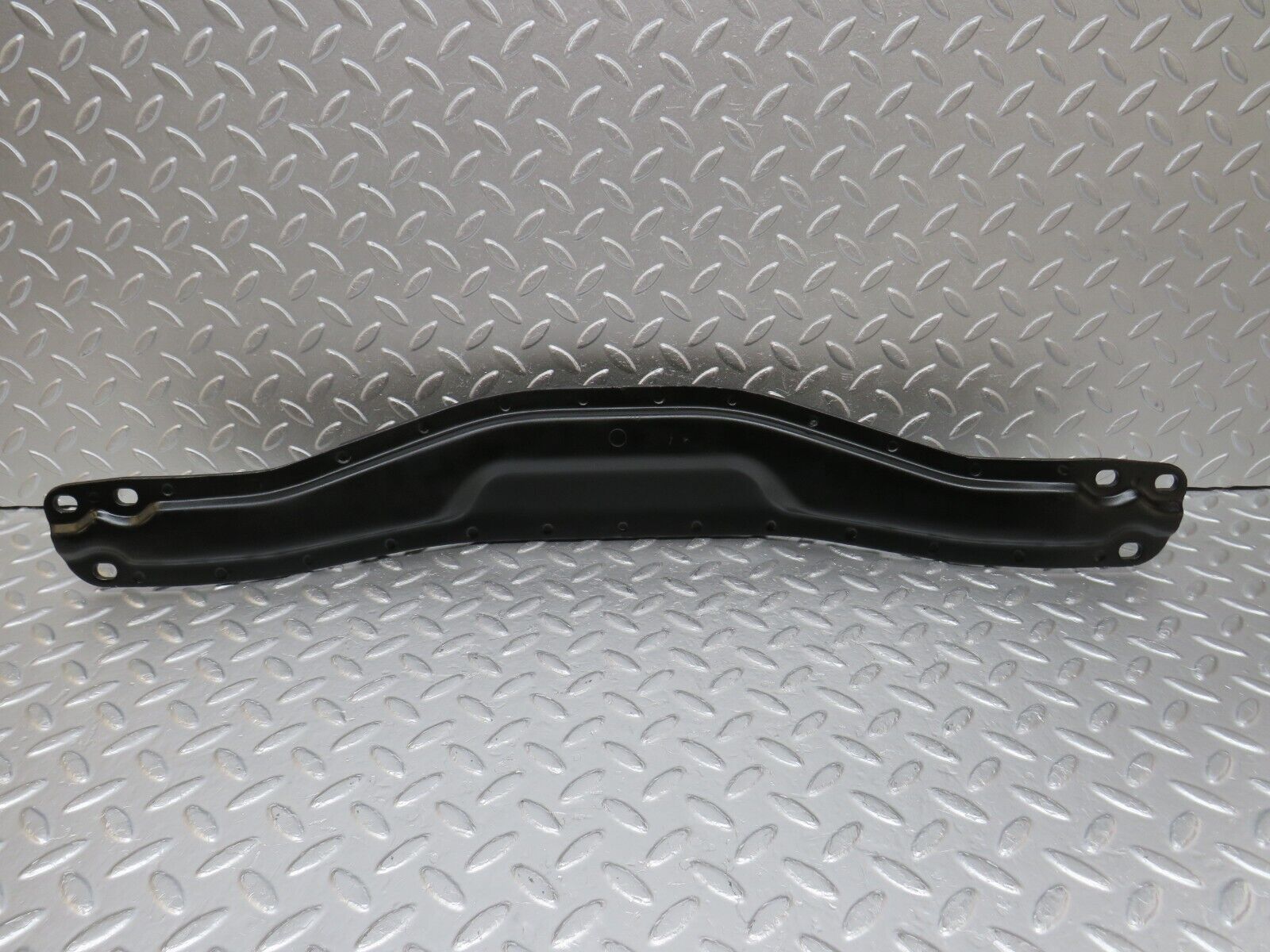 34650 Mercedes-Benz C126 380SEC Coupe Gearbox Mount Bracket