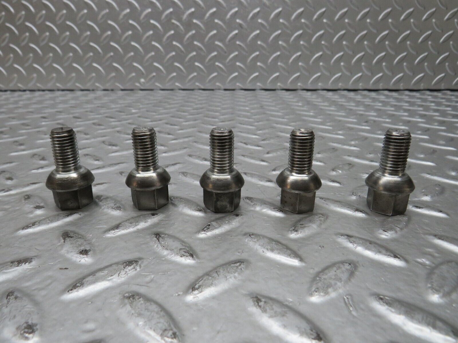 28886 Mercedes-Benz 5x Steel Wheel Lug Bolt M12x1.5