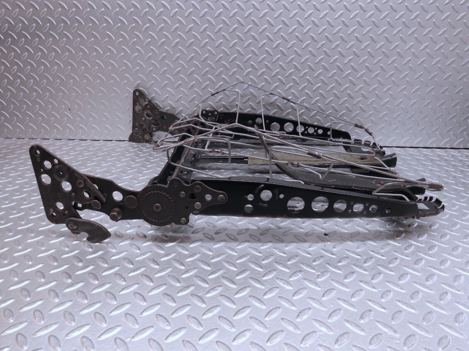 37156 Mercedes-Benz C126 420SEC Coupe Front Right Driver Electric Seat Backrest