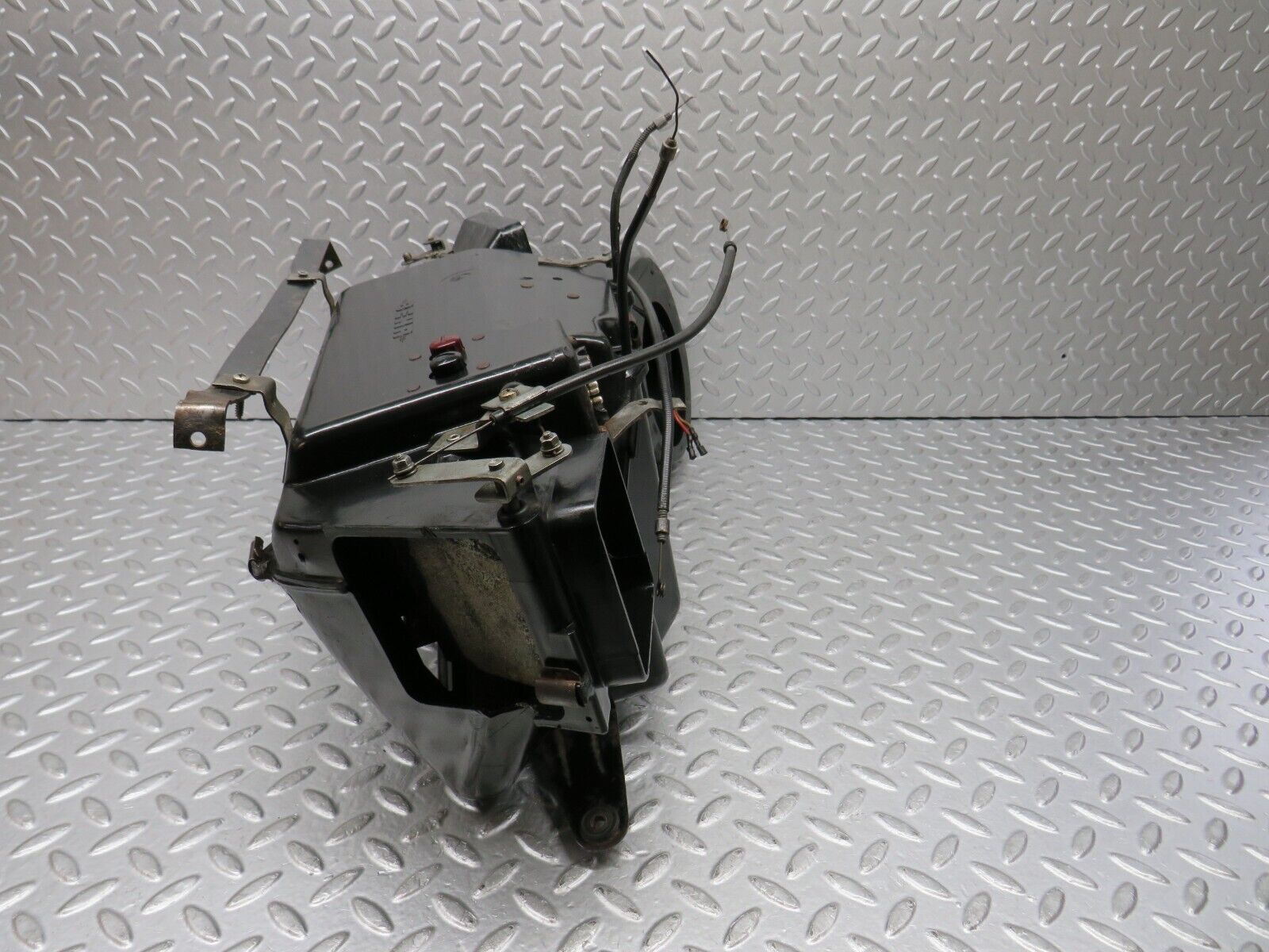 35916 Mercedes-Benz W108 Heater Box Blower Housing