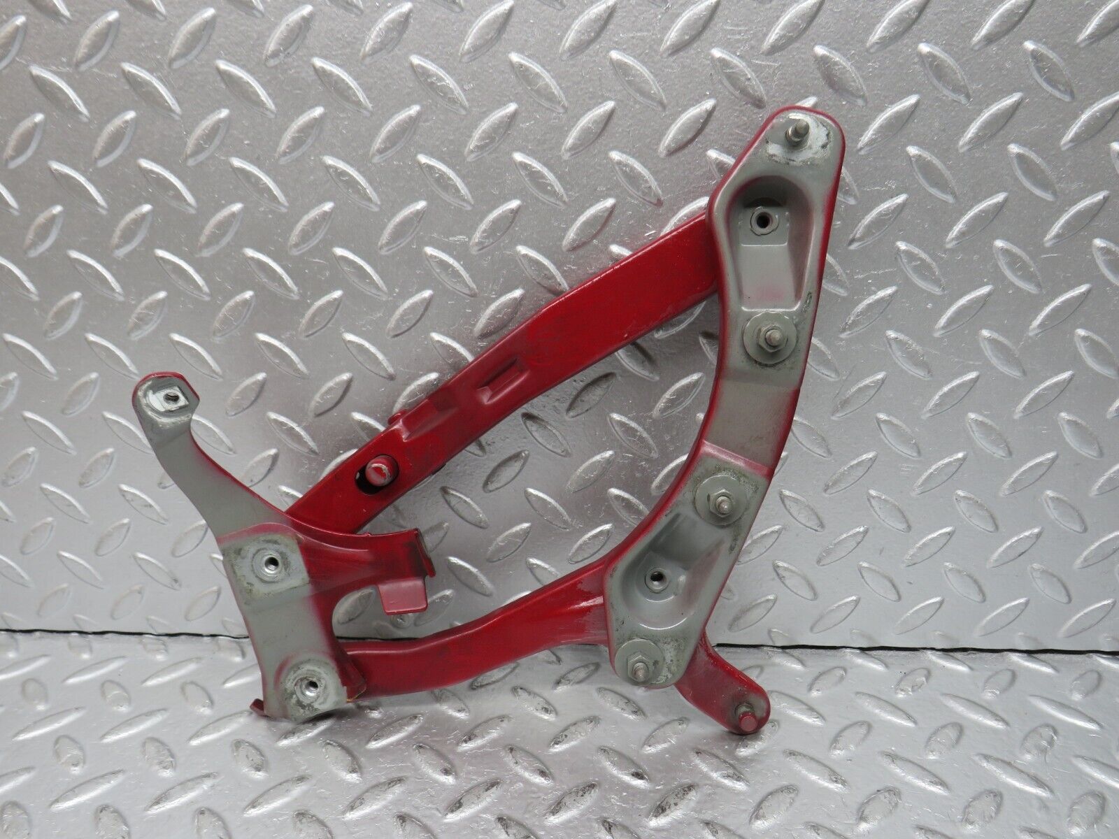 33416 Mercedes-Benz W202 C180 Bonnet Hinge Right Side 2028800228