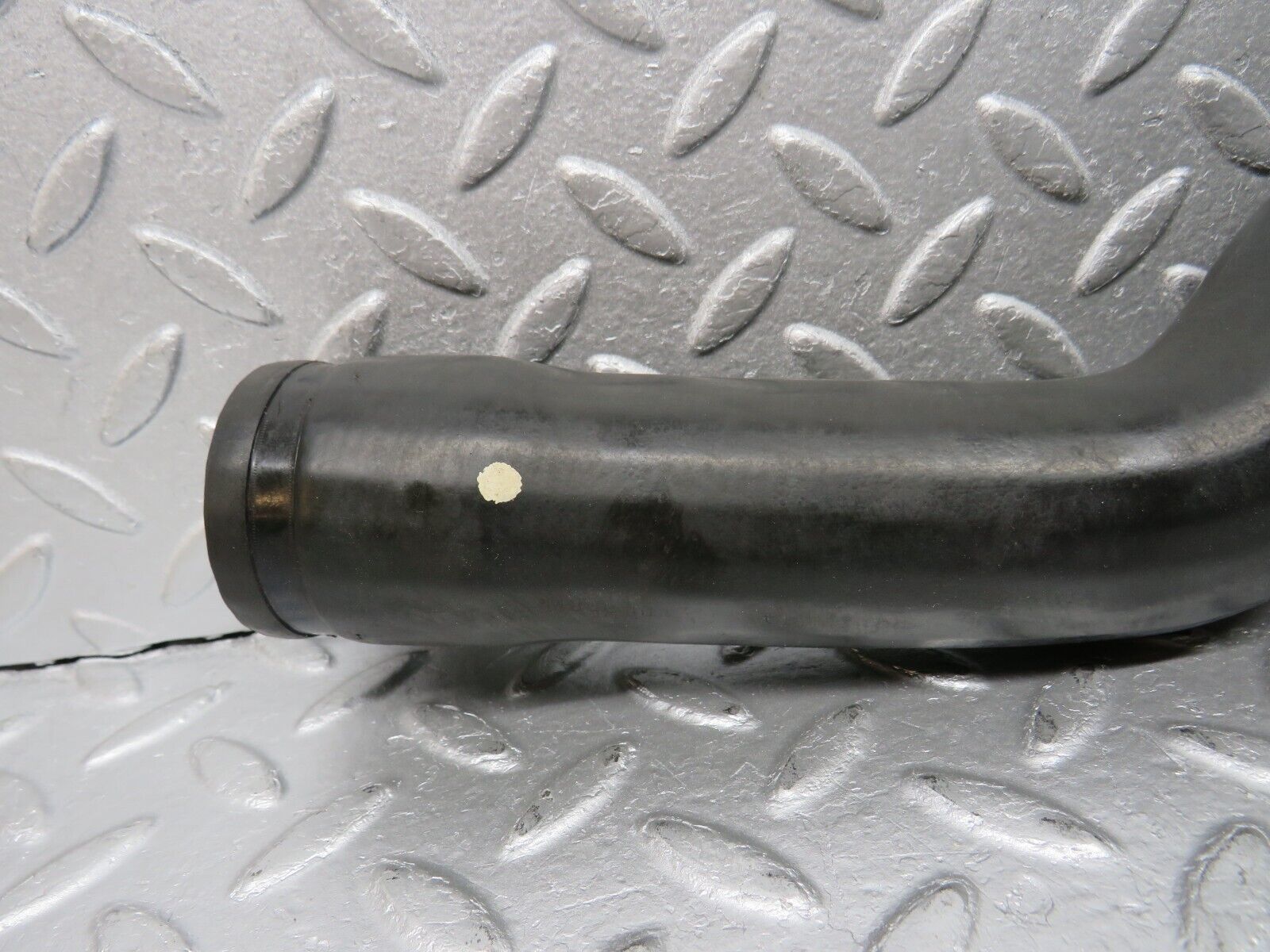 39589 Mercedes-Benz R129 320SL Coupe Radiator Upper Hose Pipe 1295012382