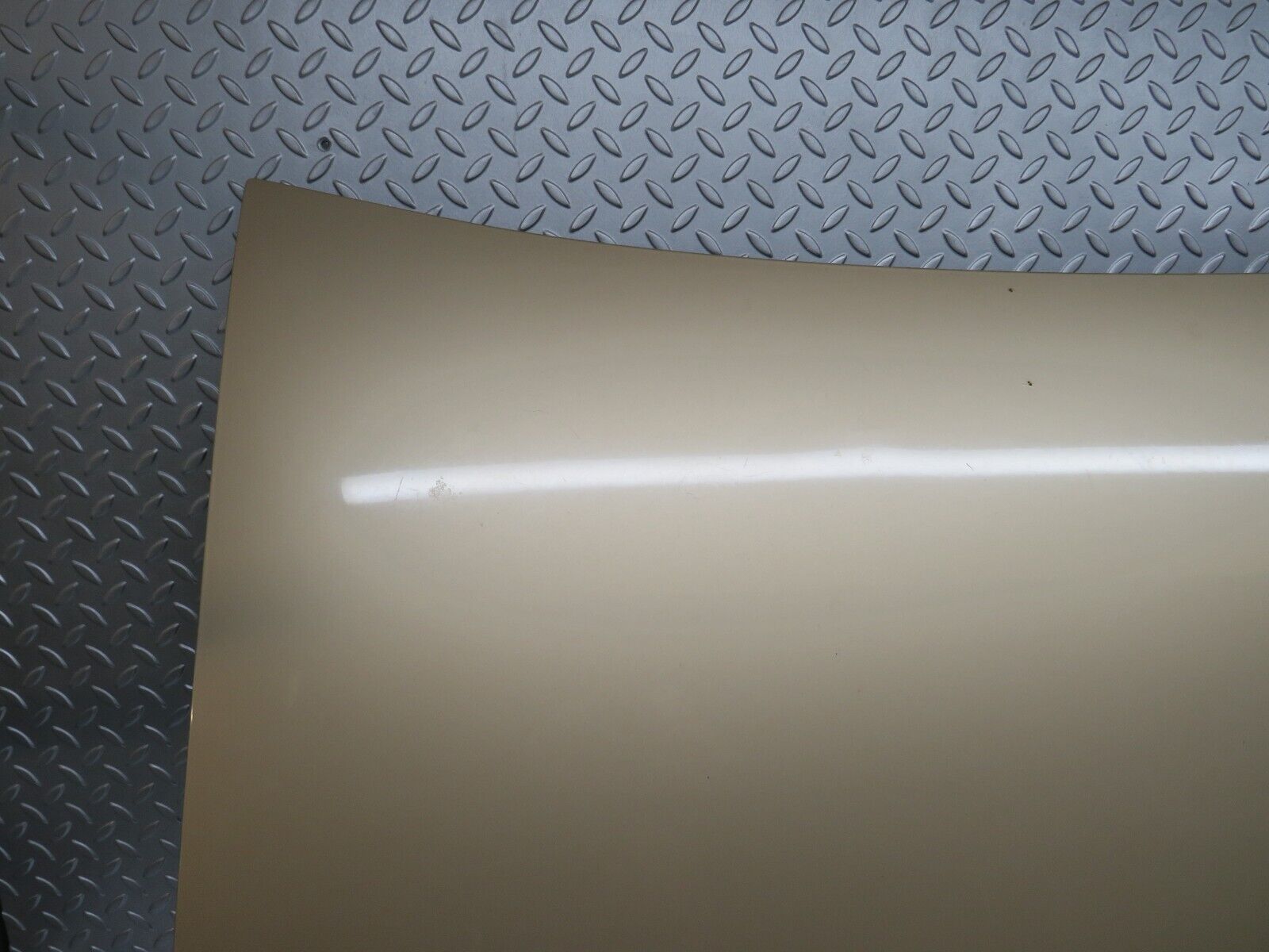 27331 Mercedes-Benz W123 280E Boot Lid Trunk Door