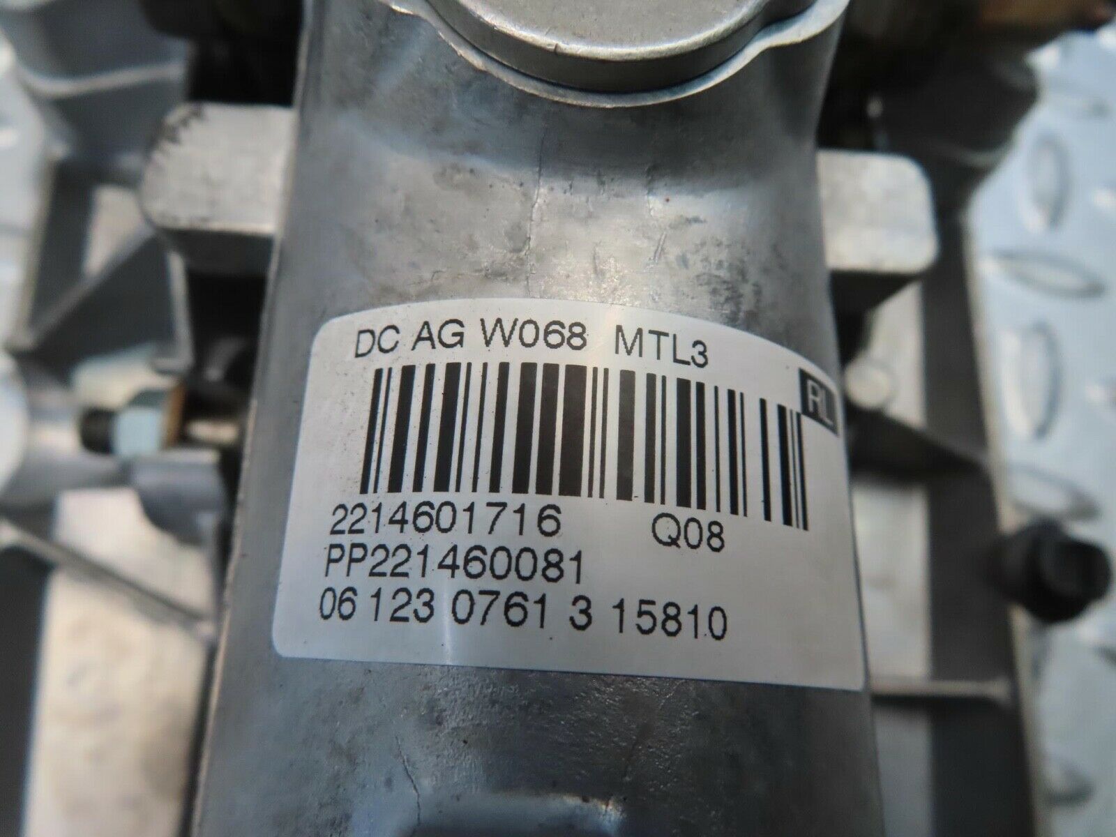 11273 Mercedes-Benz W221 S320 Steering Column 2214601716