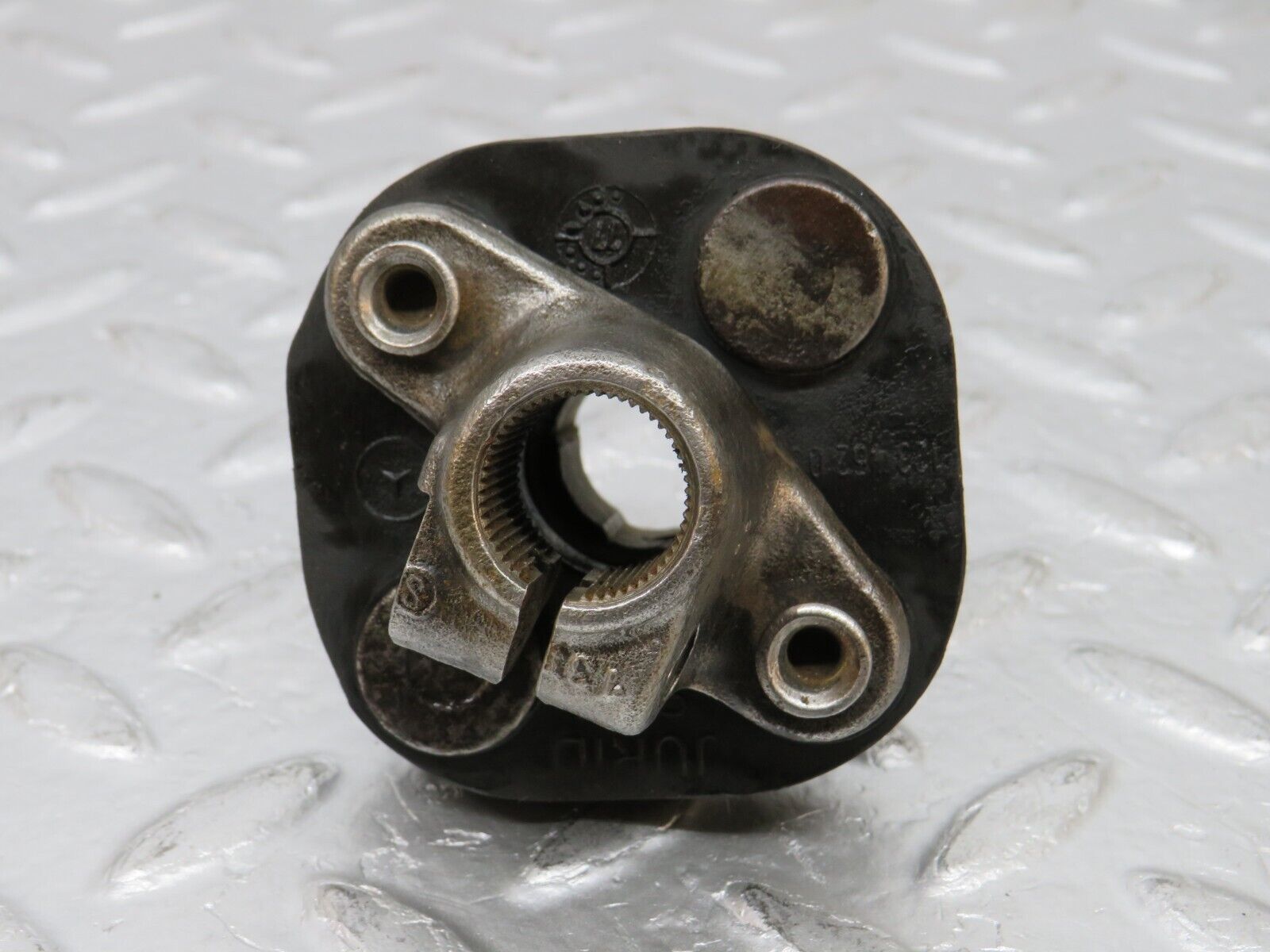 31043 Mercedes-Benz W123 200D Steering Column Lower Shaft Connector 1234620346