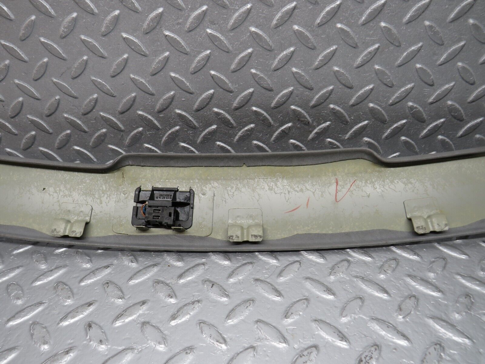 39335 Mercedes-Benz R129 320SL Coupe Headlining Cover Trim Grey