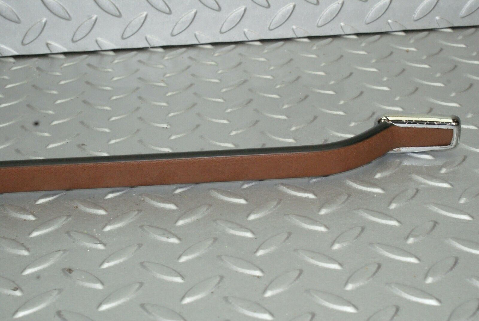 2523 Mercedes-Benz W116 350SE Interior Roof Grab Handle Rear Brown