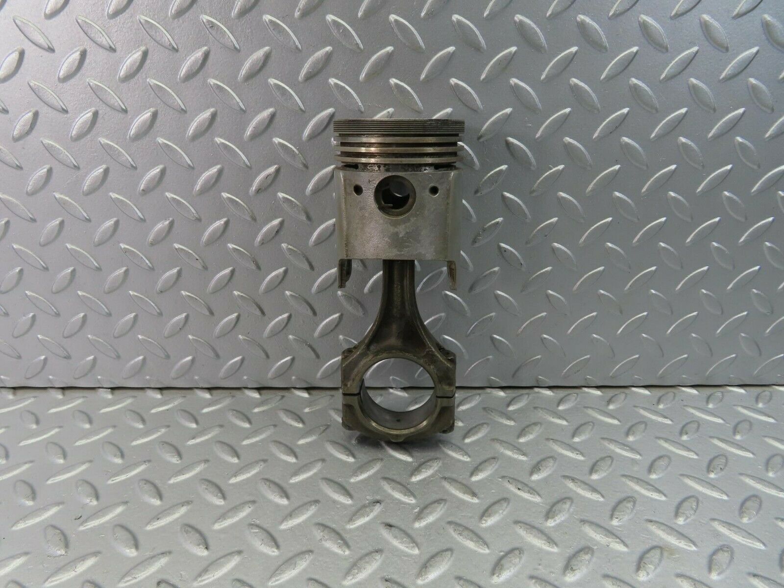 10205 Mercedes-Benz W111 220SE Piston With Connecting Rod 79.97 mm