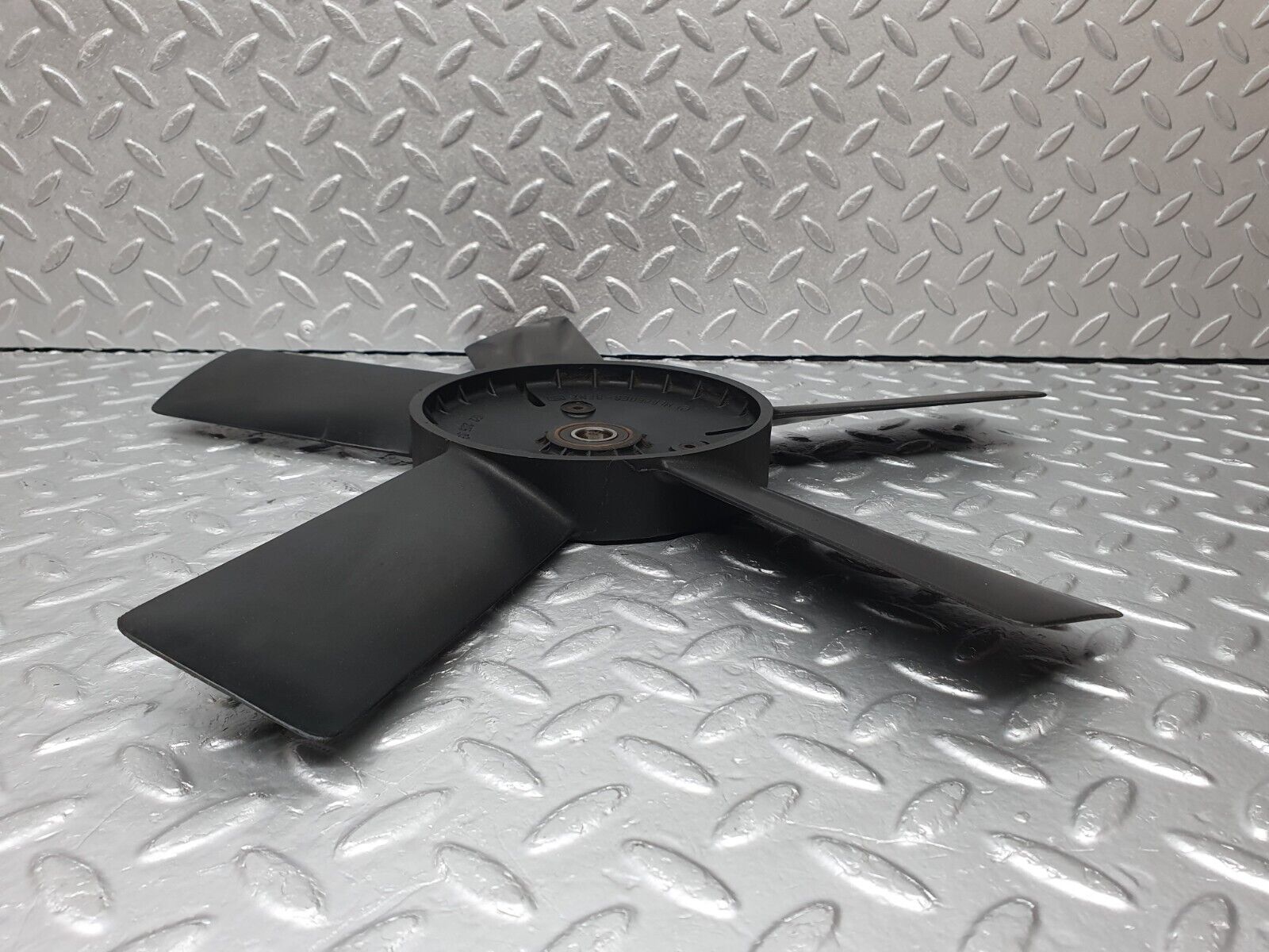 41413 Mercedes-Benz W124 200E Engine Cooling Fan 1022050306 1022001323