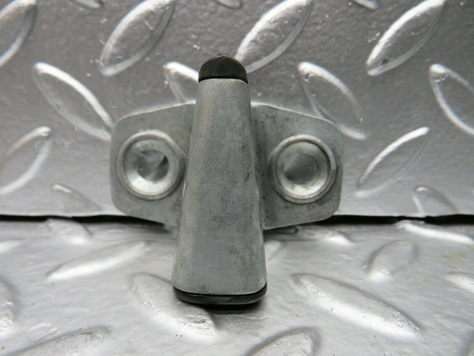 22617 Mercedes-Benz C124 E220 Coupe Door Lock Latch