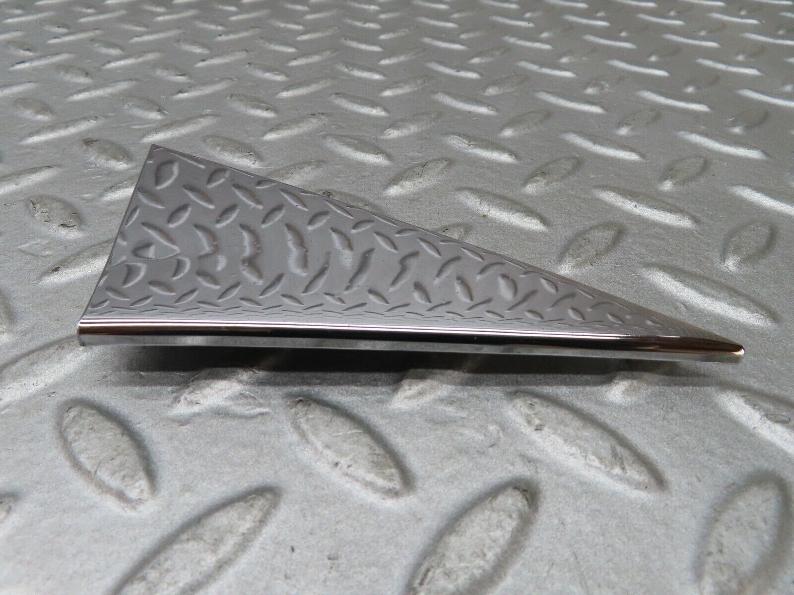 17553 Mercedes-Benz W116 450SEL Left Door Exterior Mirror Chrome Triangle Cover