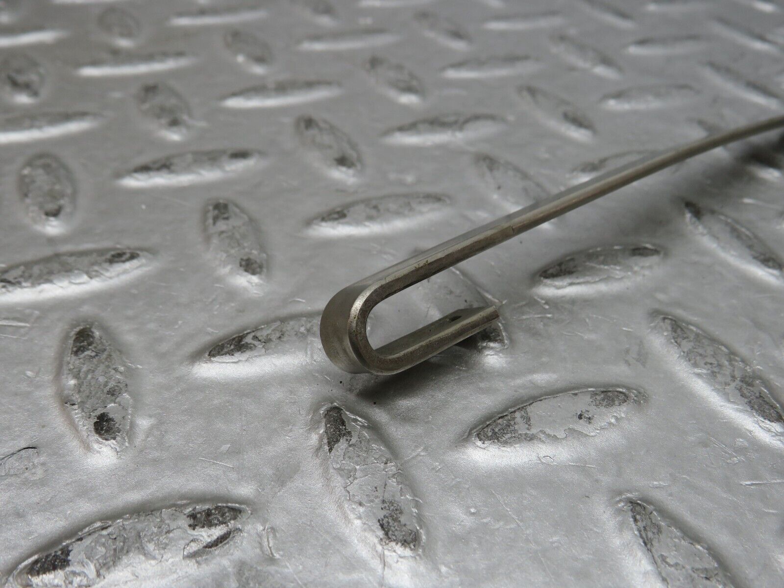 37328 Mercedes-Benz W109 300SEL Windscreen Wiper Arm Left Side