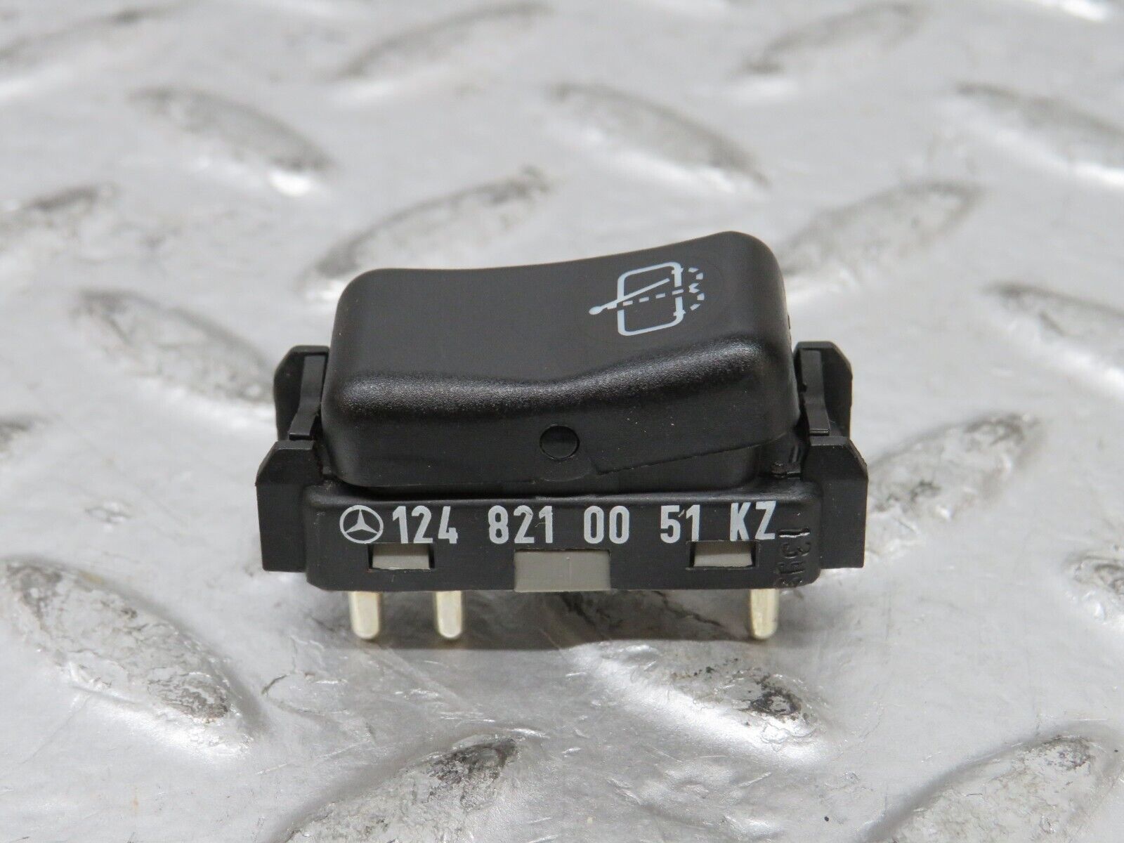 27557 Mercedes-Benz S124 300TE Wagon Tailgate Window Washer Switch 1248210051