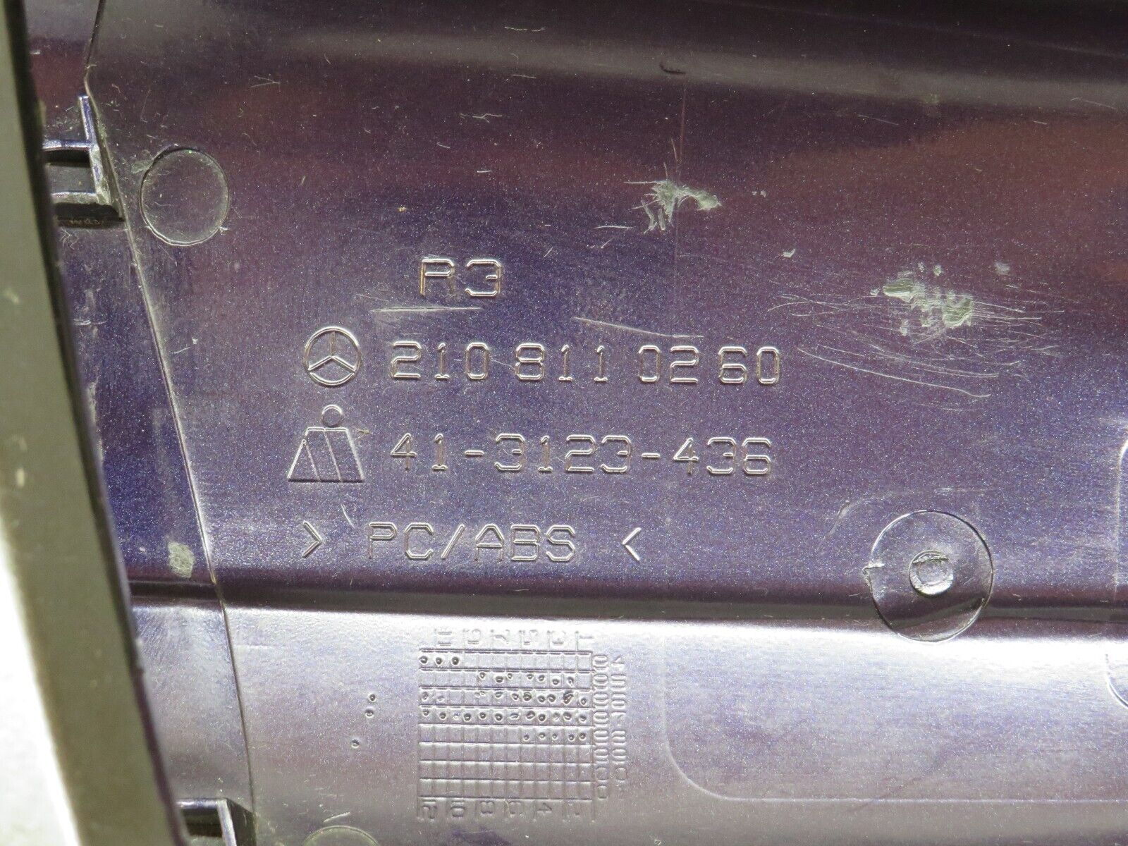 35324 Mercedes-Benz W210 Right Wing Mirror Housing 2108110260