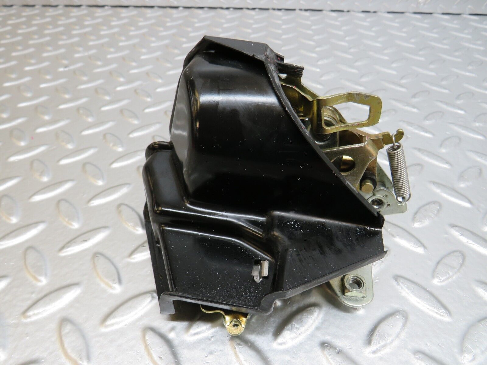 25460 Mercedes-Benz W123 200 Rear Left Door Lock Mechanism 1237230108