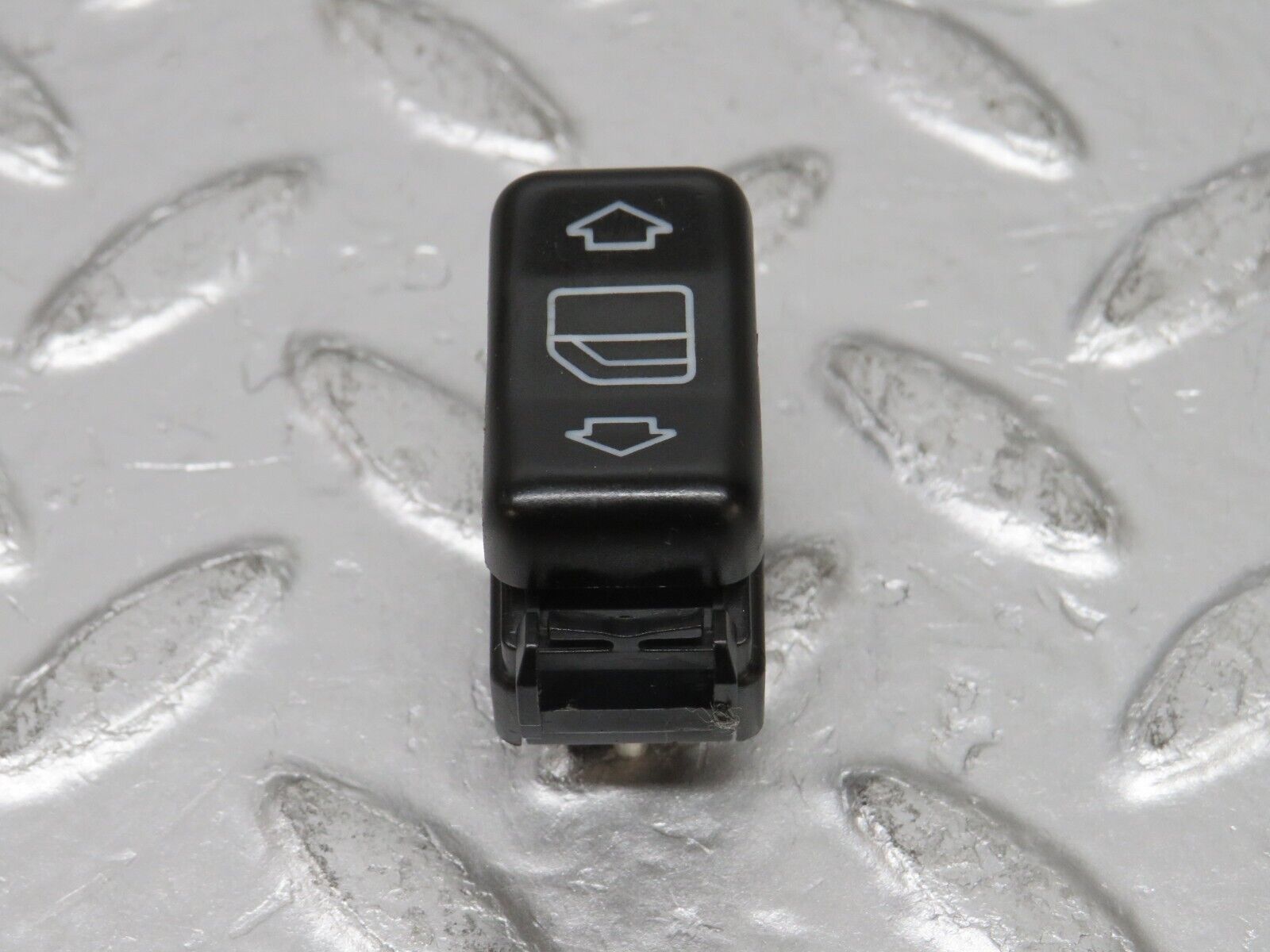 32467 Mercedes-Benz S124 300TE Wagon Electric Window Switch Right 1248204710