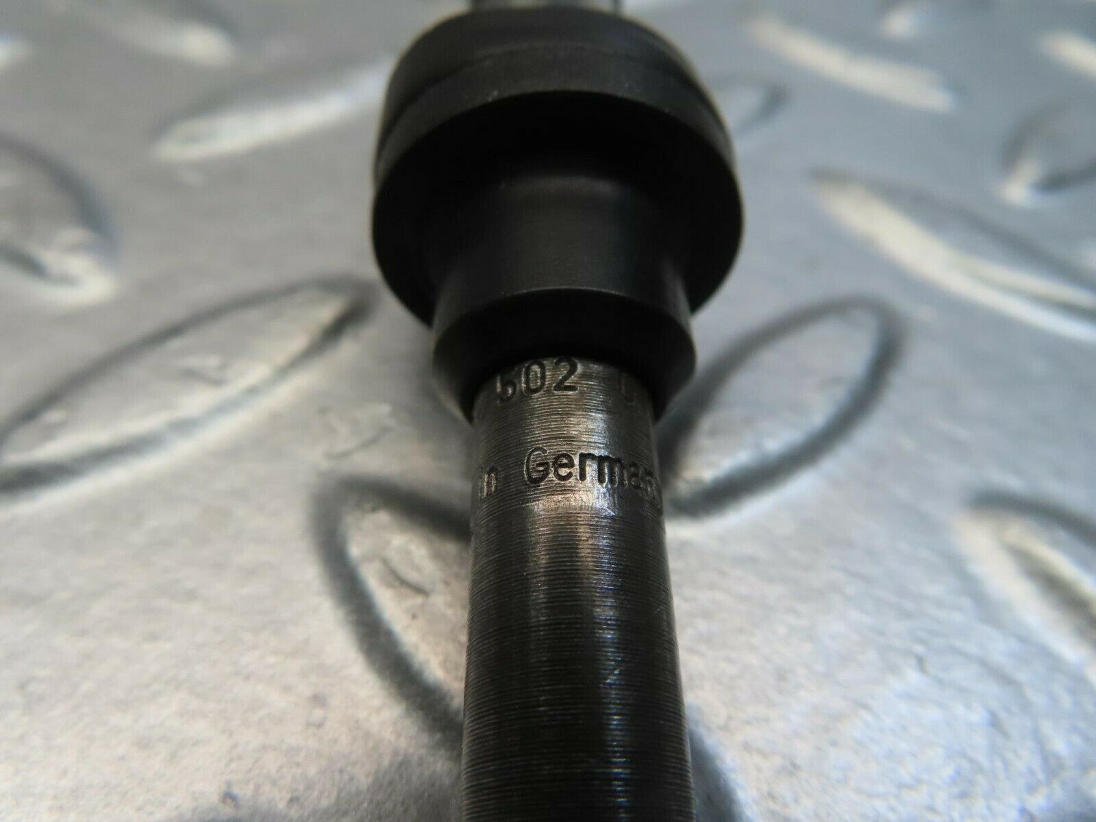 11478 Mercedes-Benz C123 230CE Coupe Fuel Injector Bosch 0437502010