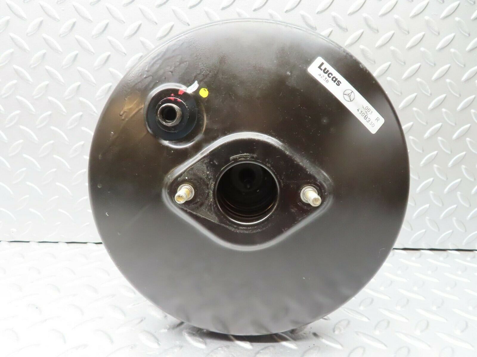 16299 Mercedes-Benz W124 260E Brake Booster Lucas 4308330