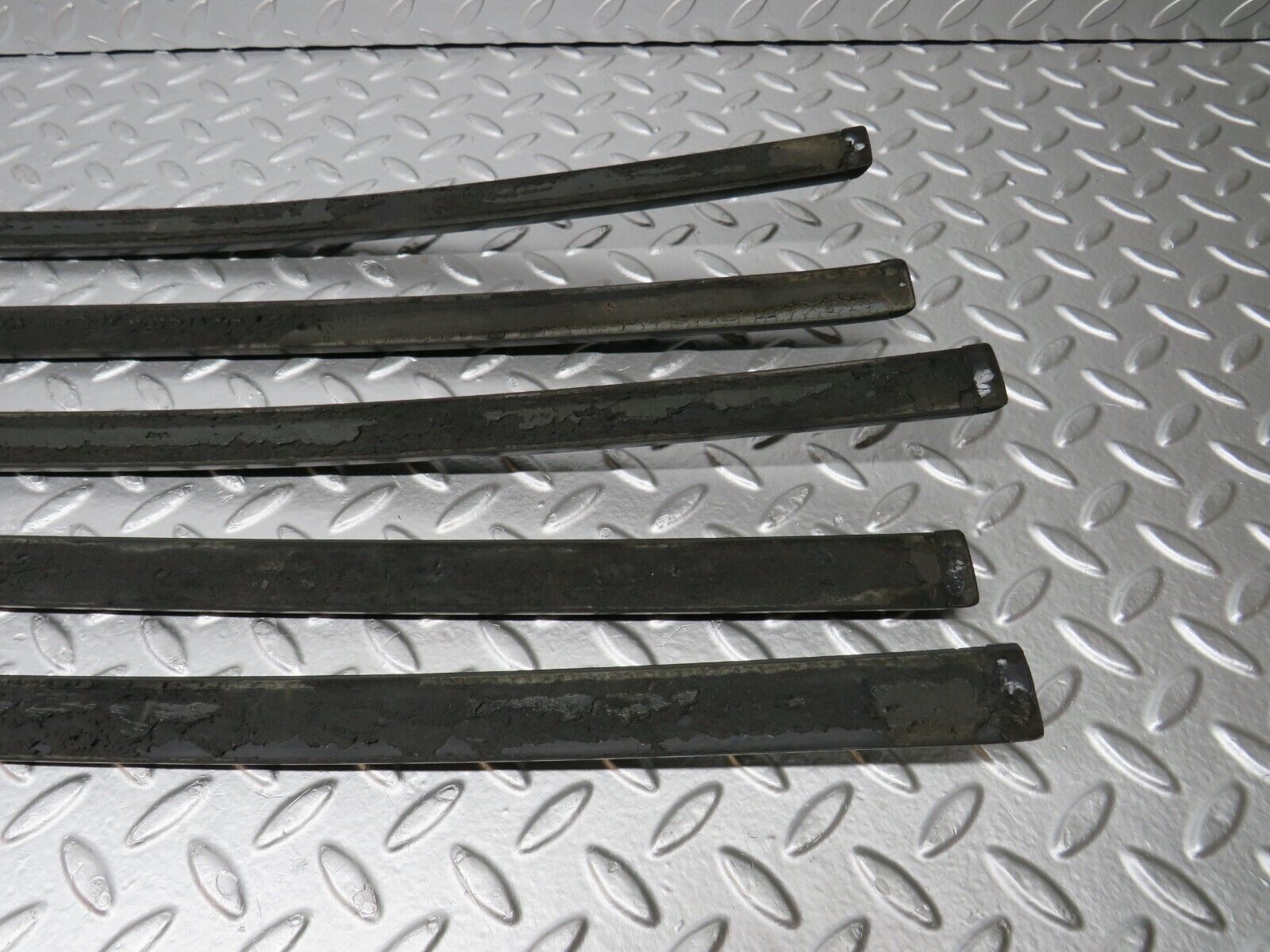 31497 Mercedes-Benz S124 220TE Wagon Roof Cladding Set