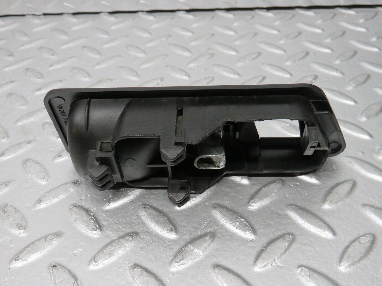 31634 Mercedes-Benz W201 190LE 1.8L Front Left Interior Door Handle 2017660164