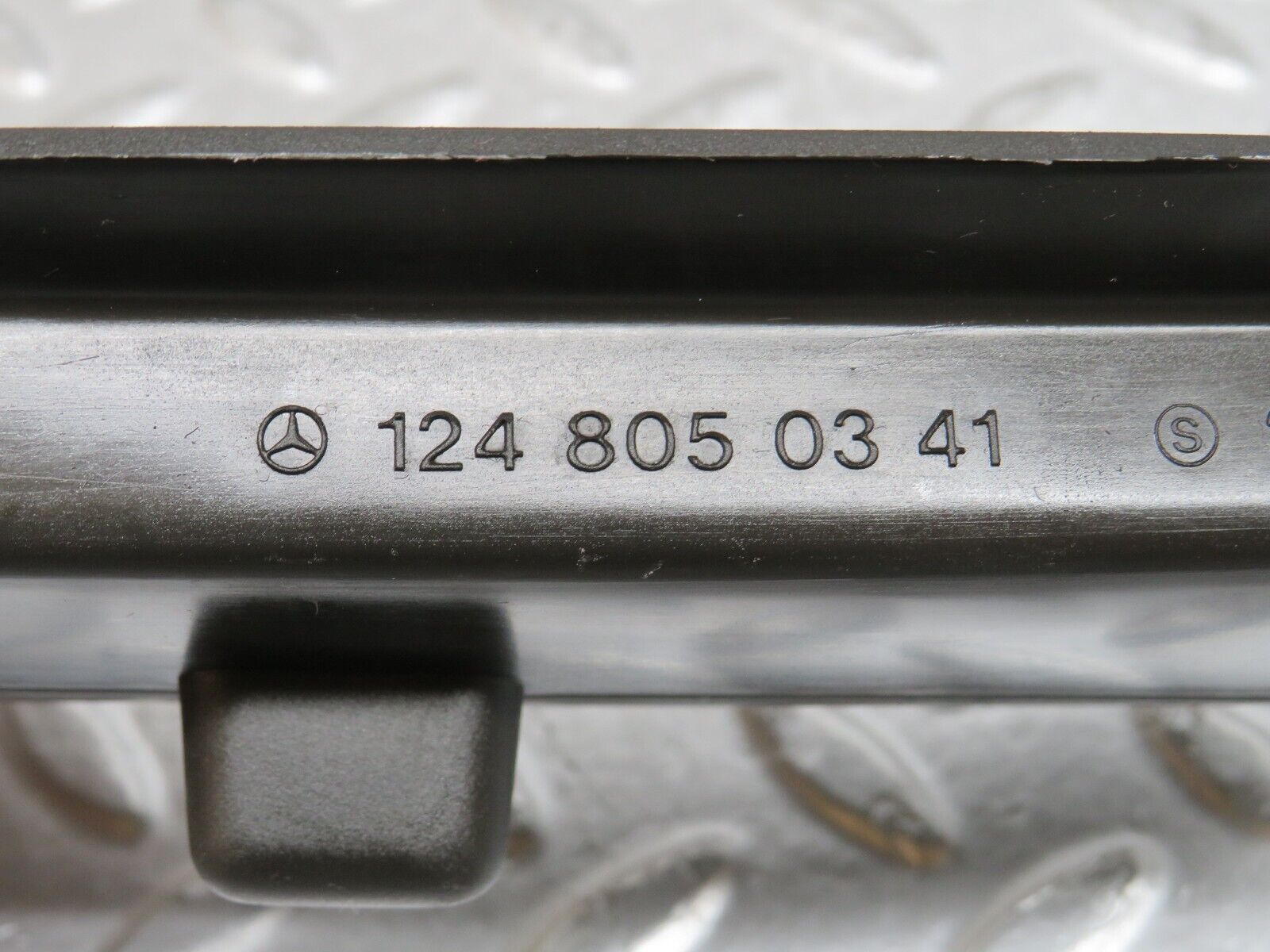 29482 Mercedes-Benz W124 230E Trunk Lock Vacuum Actuator Cover 1248050341