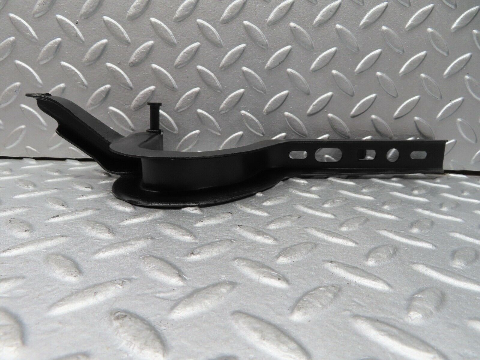 16922 Mercedes-Benz C123 280CE Coupe Trunk Lid Hinge Left Side 1237500187