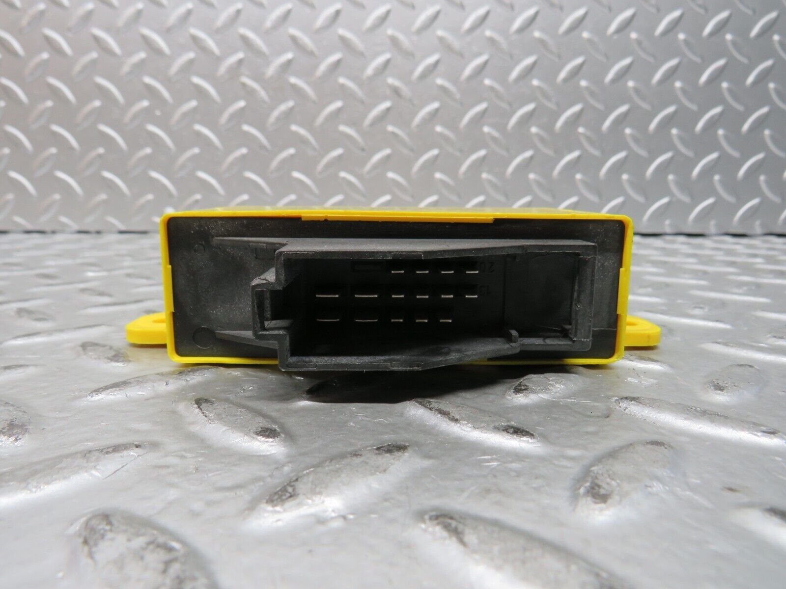 29071 Mercedes-Benz C124 320CE Coupe Heated Seat Control Unit 0008206226