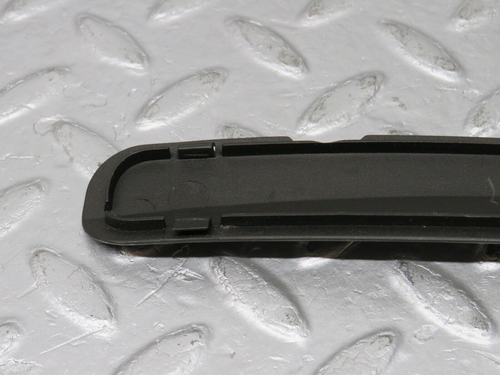 38858 Mercedes-Benz W201 190E 2.6L Windscreen Washer Nozzle Cover Trim 2018891325