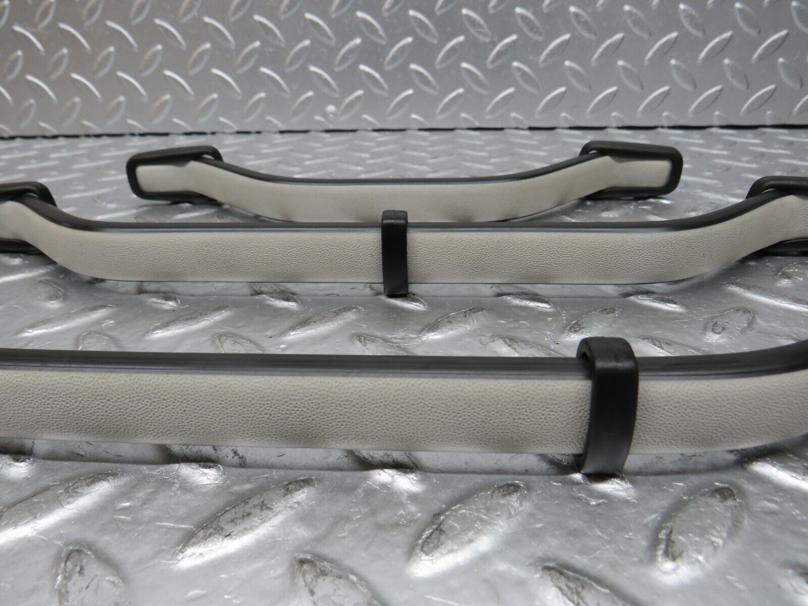 31732 Mercedes-Benz W201 190LE 1.8L Interior Roof Grab Handle Set