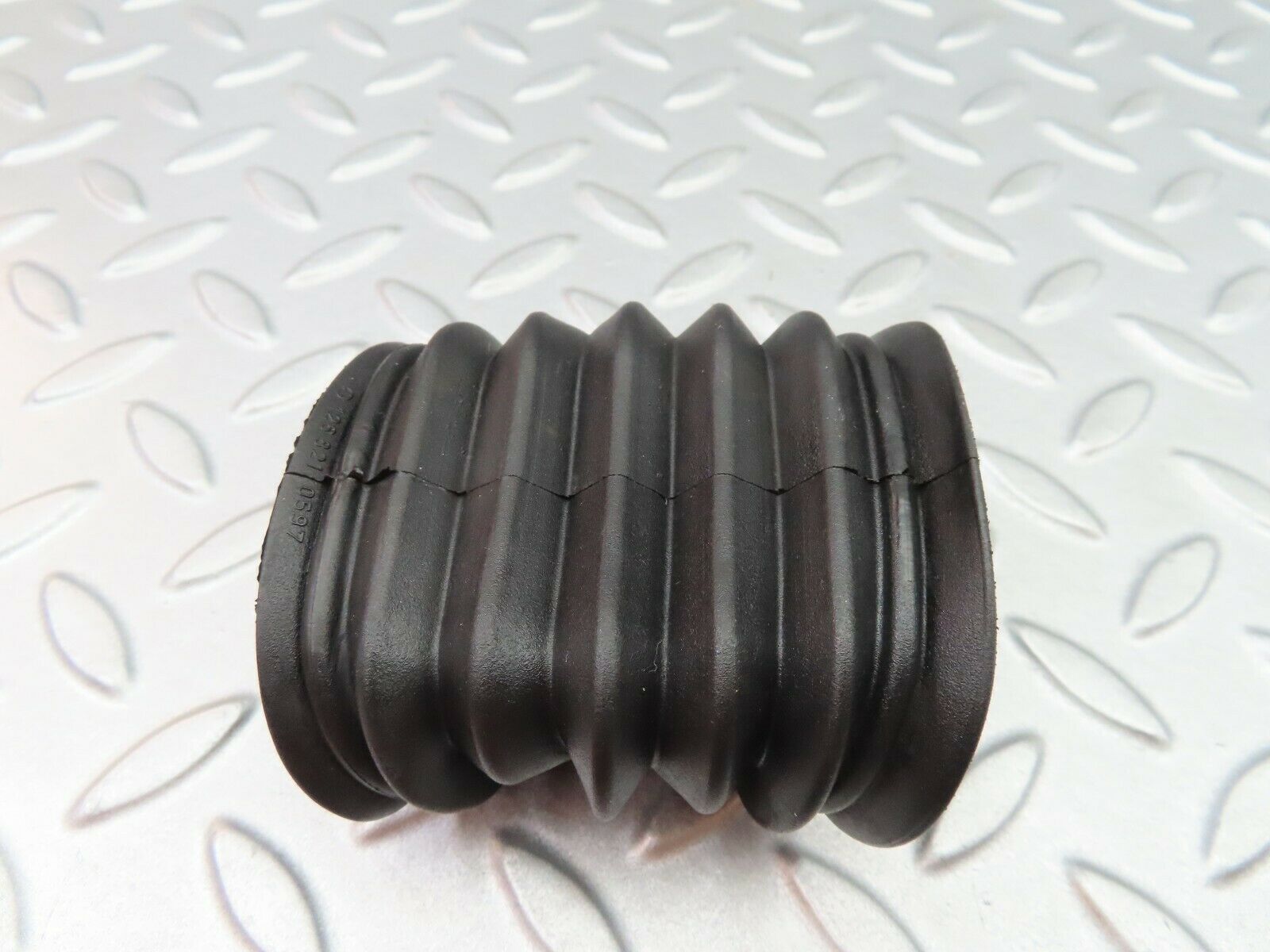 6058 Mercedes-Benz W126 380SE Rear Door Wire Protector Rubber 1268210597