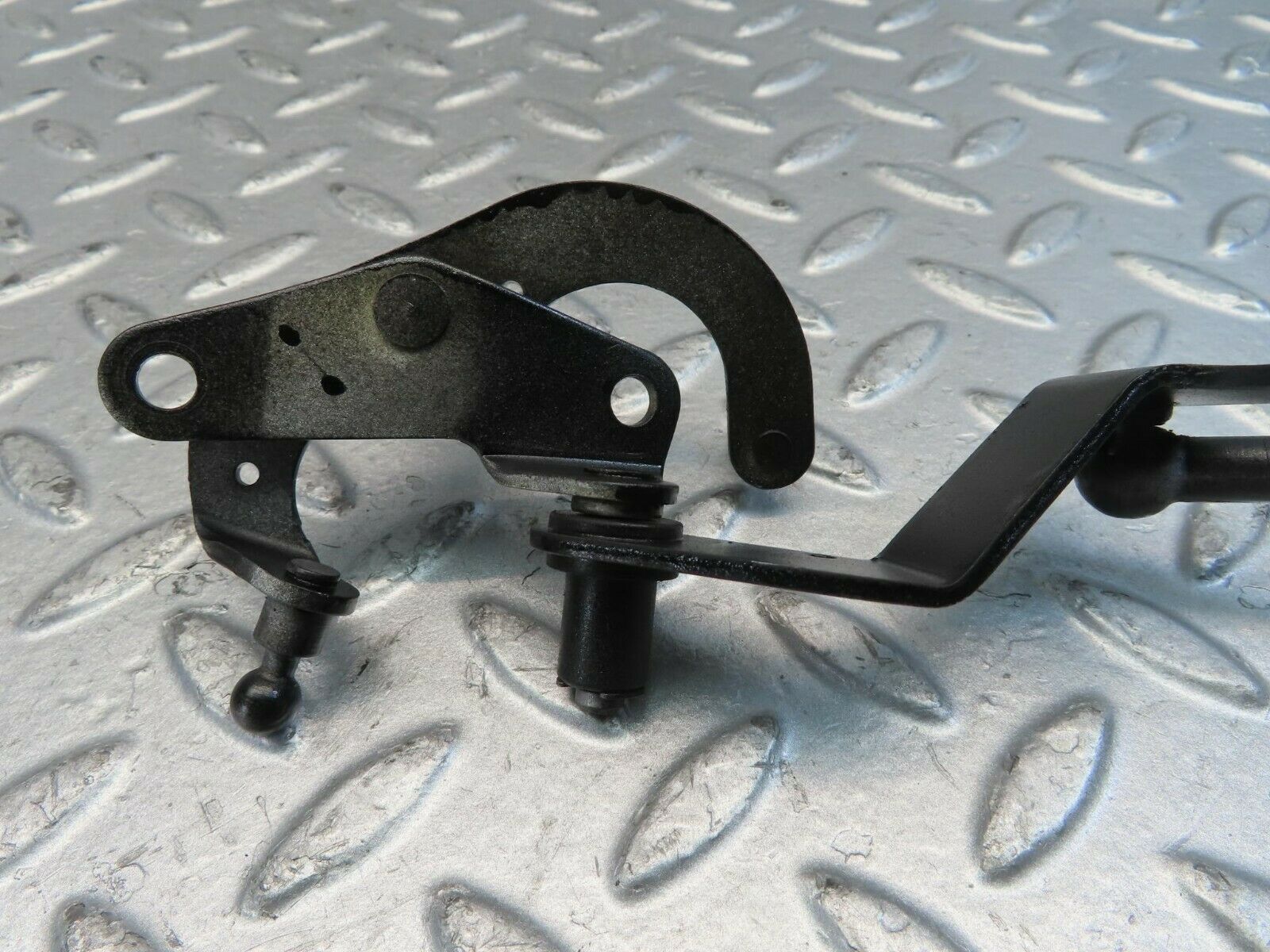 11481 Mercedes-Benz C123 230CE Coupe Throttle Linkage