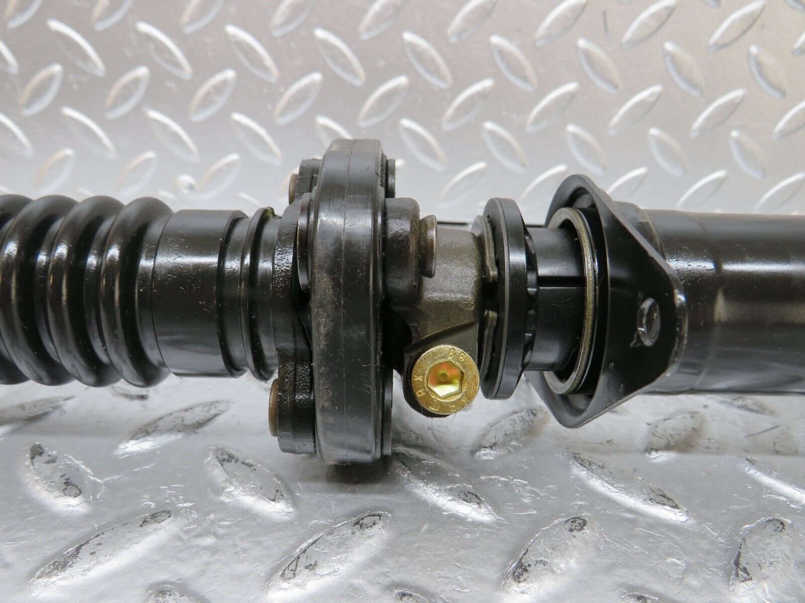 25841 Mercedes-Benz W124 280E Steering Column RHD