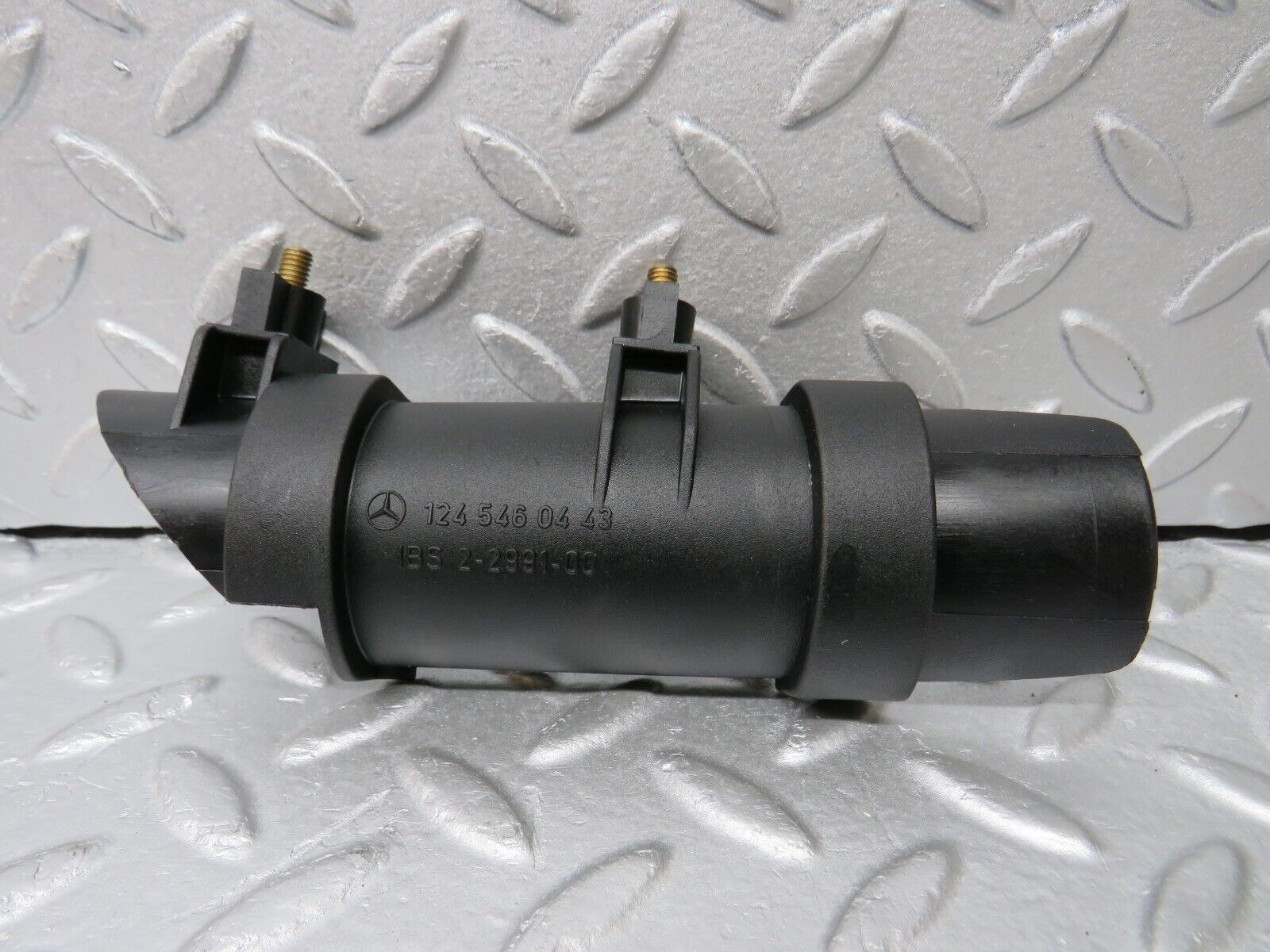 38068 Mercedes-Benz A124 320E Steering Column Cable Bracket 1245460443