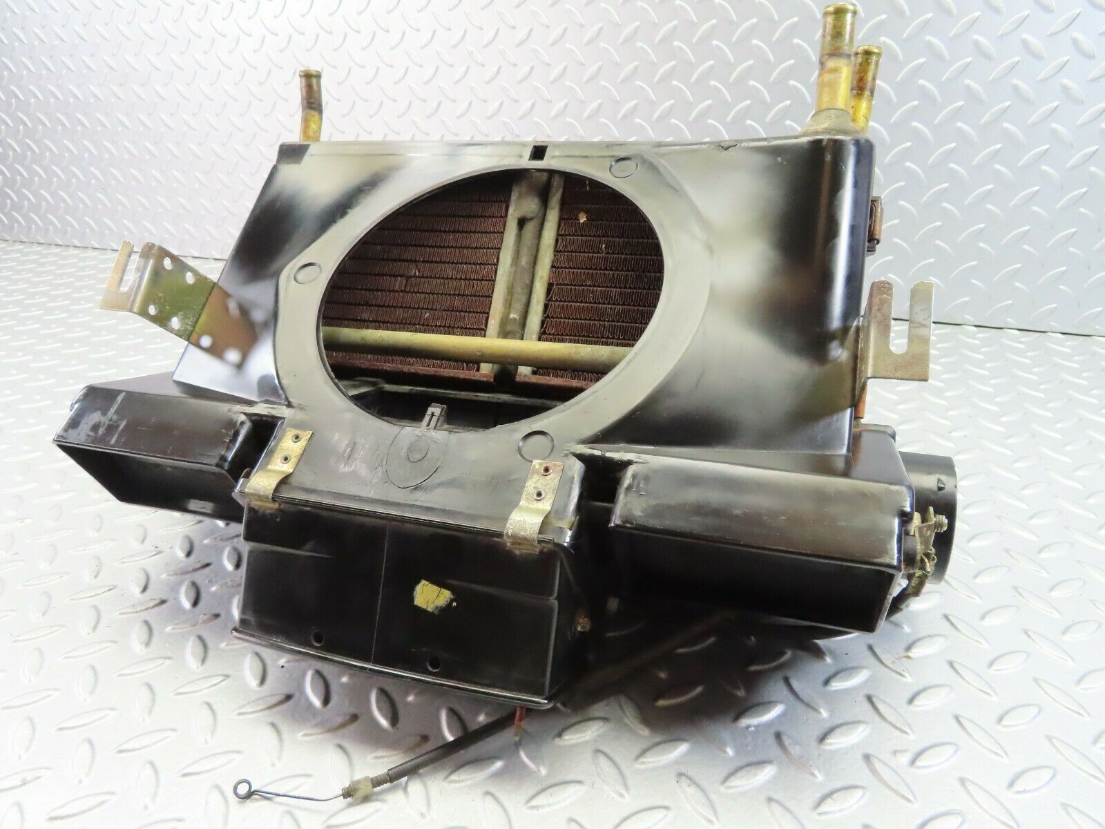 8048 Mercedes-Benz W115 220D Heater Box Blower Housing Behr