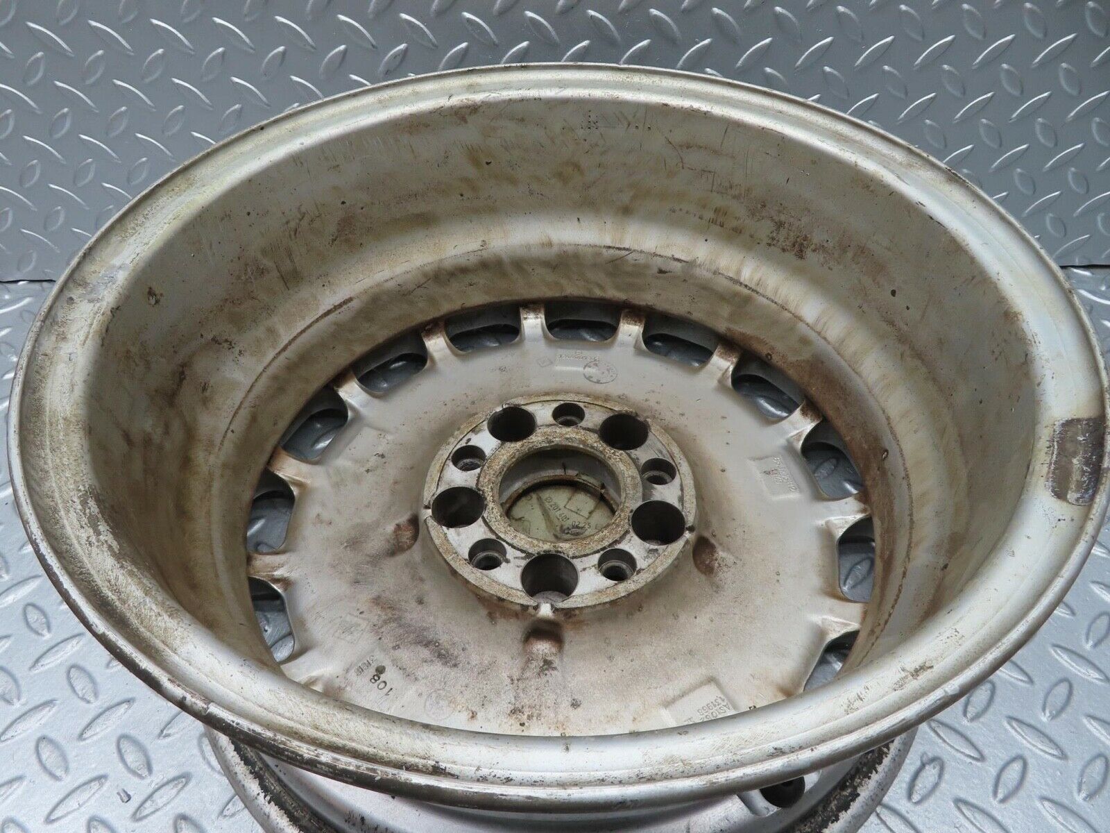 12118 Mercedes-Benz Alloy Wheel 6.5Jx15H2 ET49 1244001802