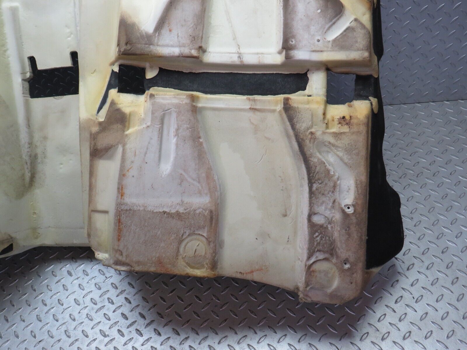 33352 Mercedes-Benz W202 C180 Rear Floor Carpet