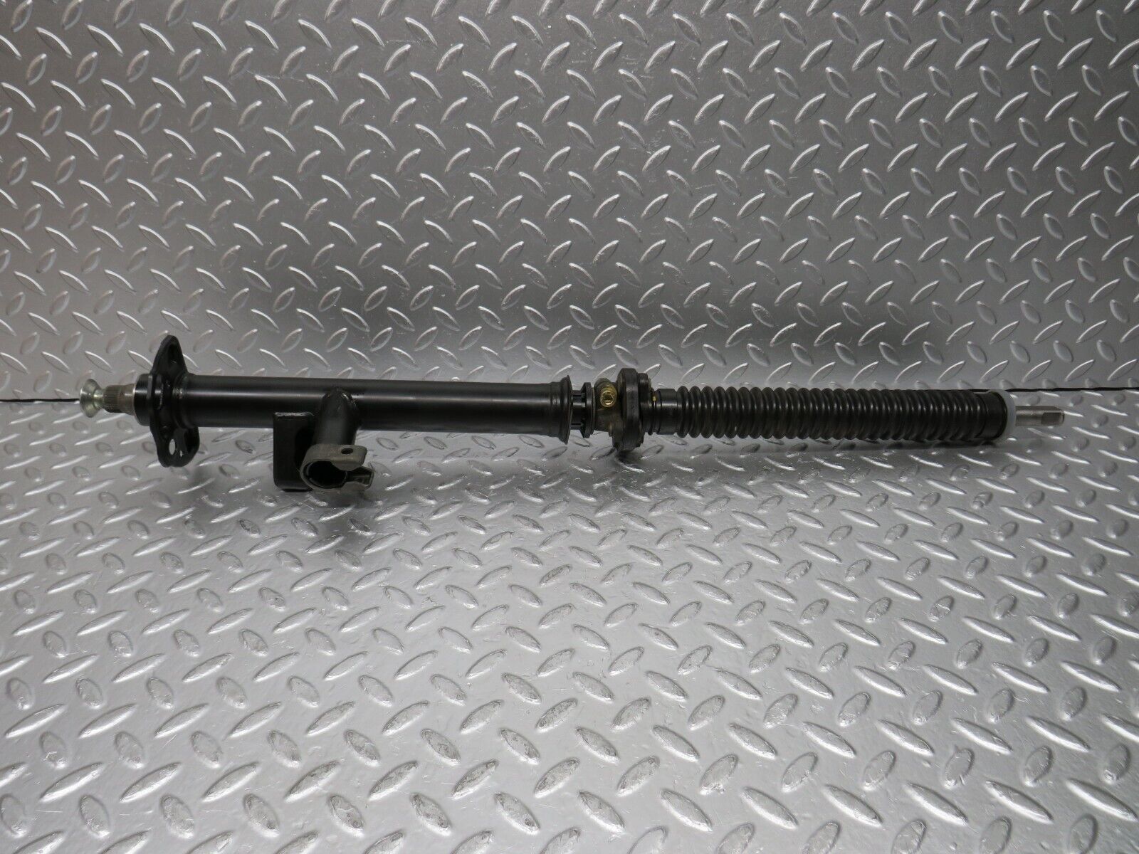 30432 Mercedes-Benz W124 230E Steering Column