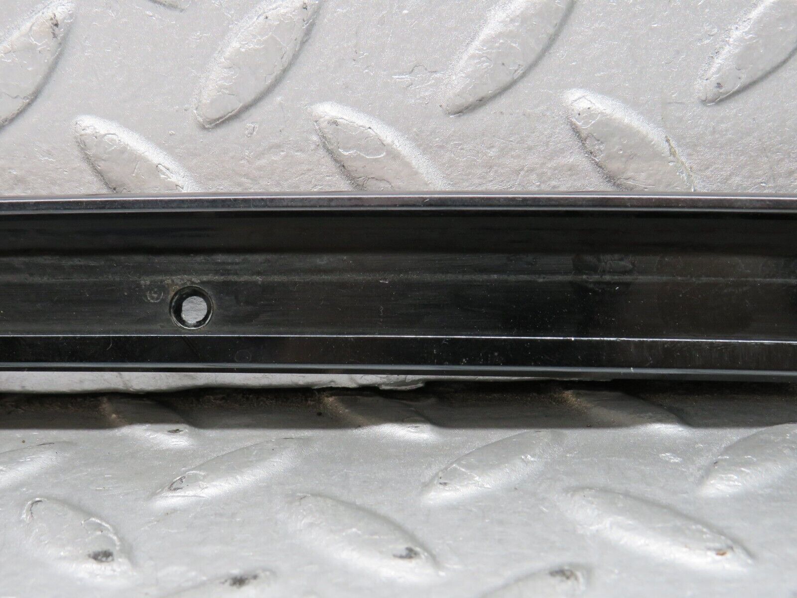 37895 Mercedes-Benz A124 320E Cabriolet A Pillar Sealing Rail Trim Left Side