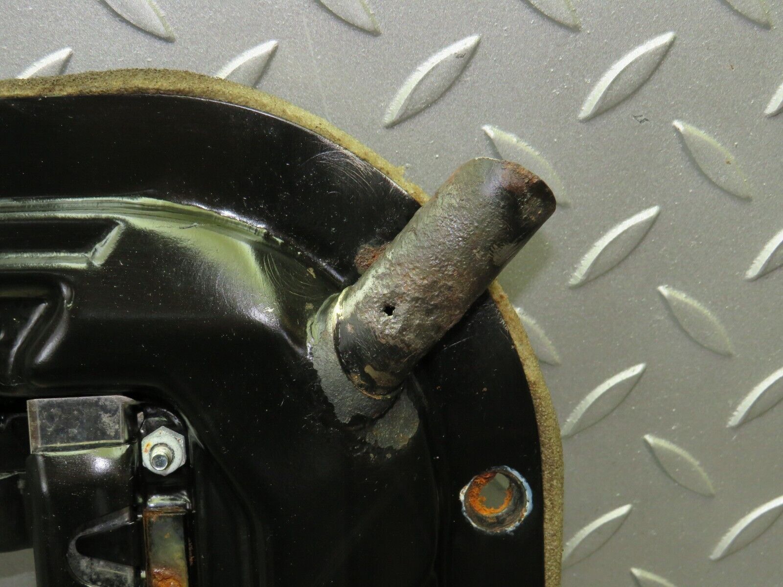 36531 Mercedes-Benz W201 190E 2.0L Power Sunroof Frame