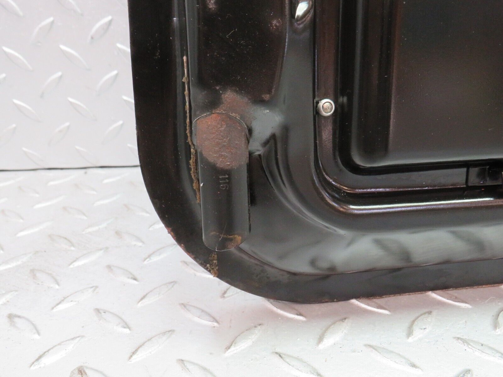 36196 Mercedes-Benz W126 420SE Power Sunroof Frame