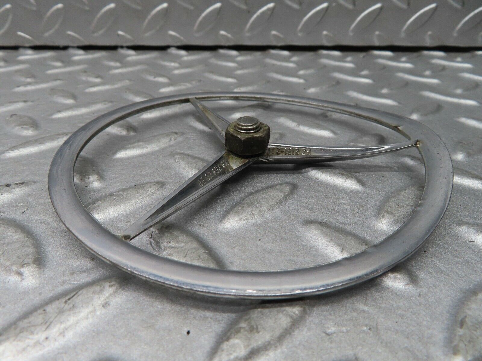 17695 Mercedes-Benz W116 450SEL Trunk Lid Badge Emblem 1167580058