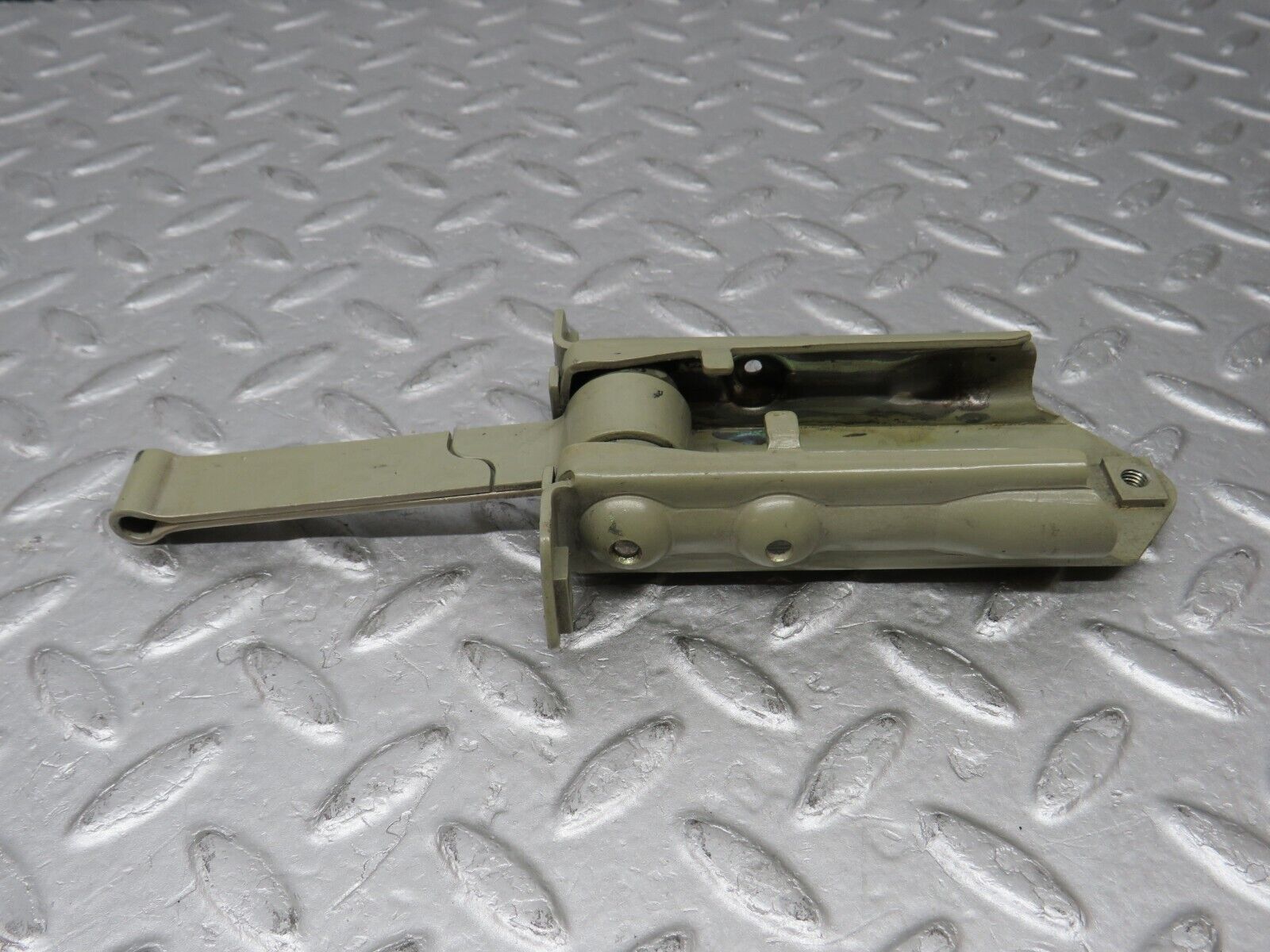 36621 Mercedes-Benz W201 190E 2.0L Door Safety Check Strap