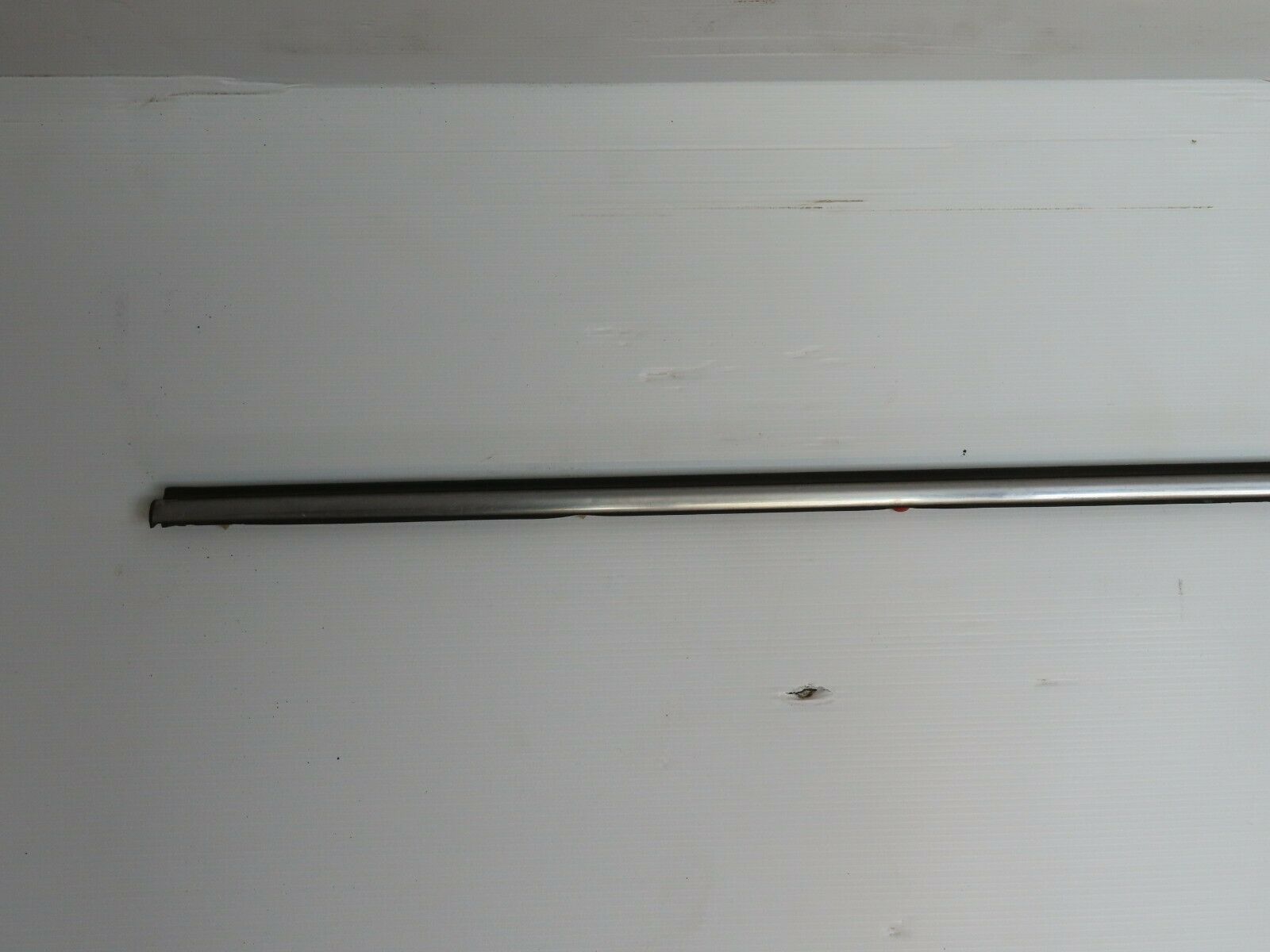 4827 Mercedes-Benz W114 280CE Coupe Centre Fender Wing Chrome Trim Rear Right