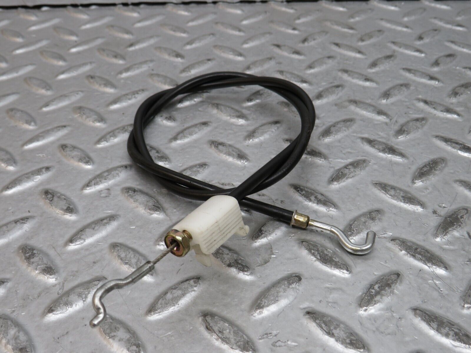 29151 Mercedes-Benz C124 320CE Coupe Door Lock Cable