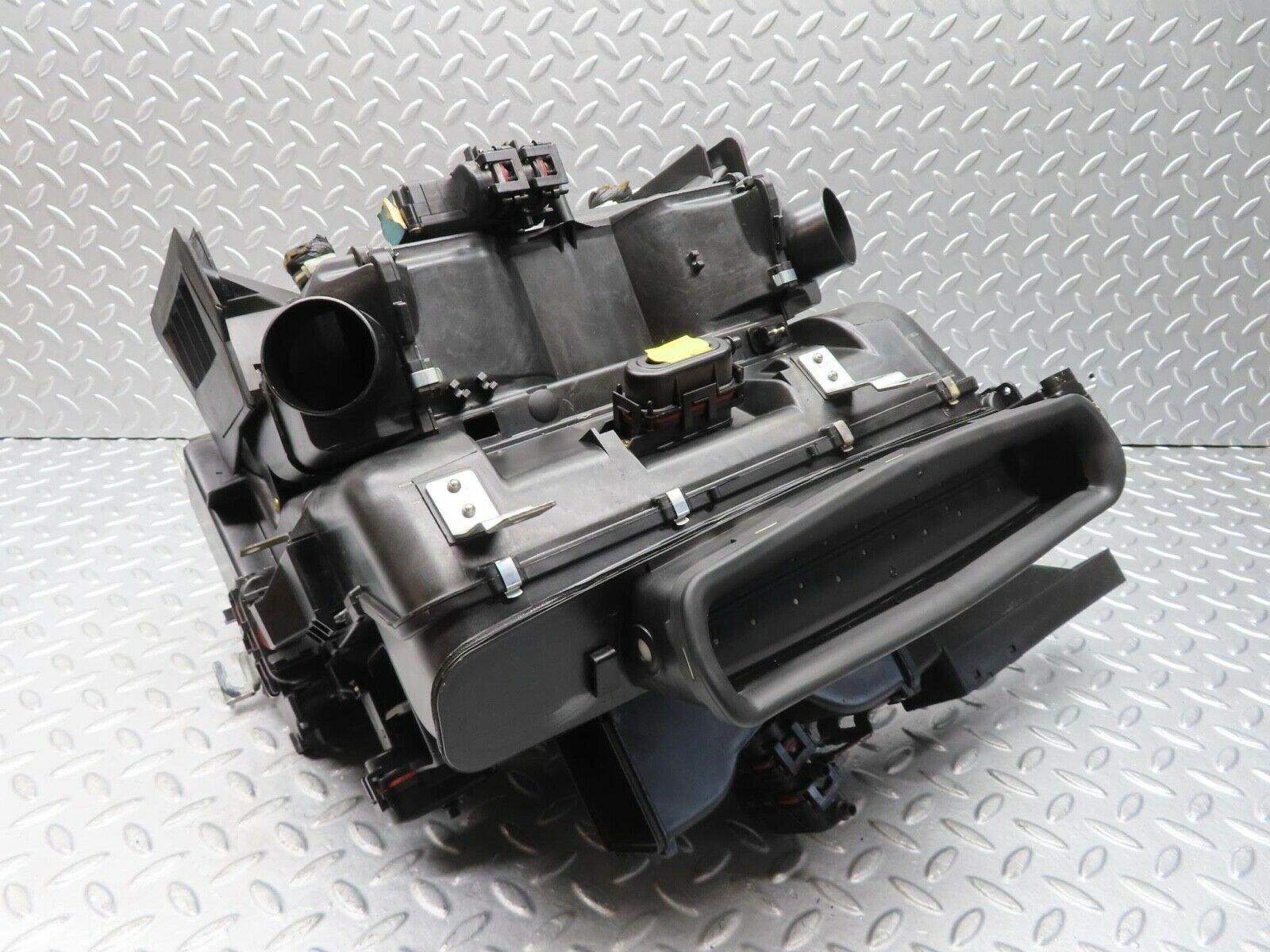 12236 Mercedes-Benz R129 300SL Coupe Heater Box Blower Housing 1298302162