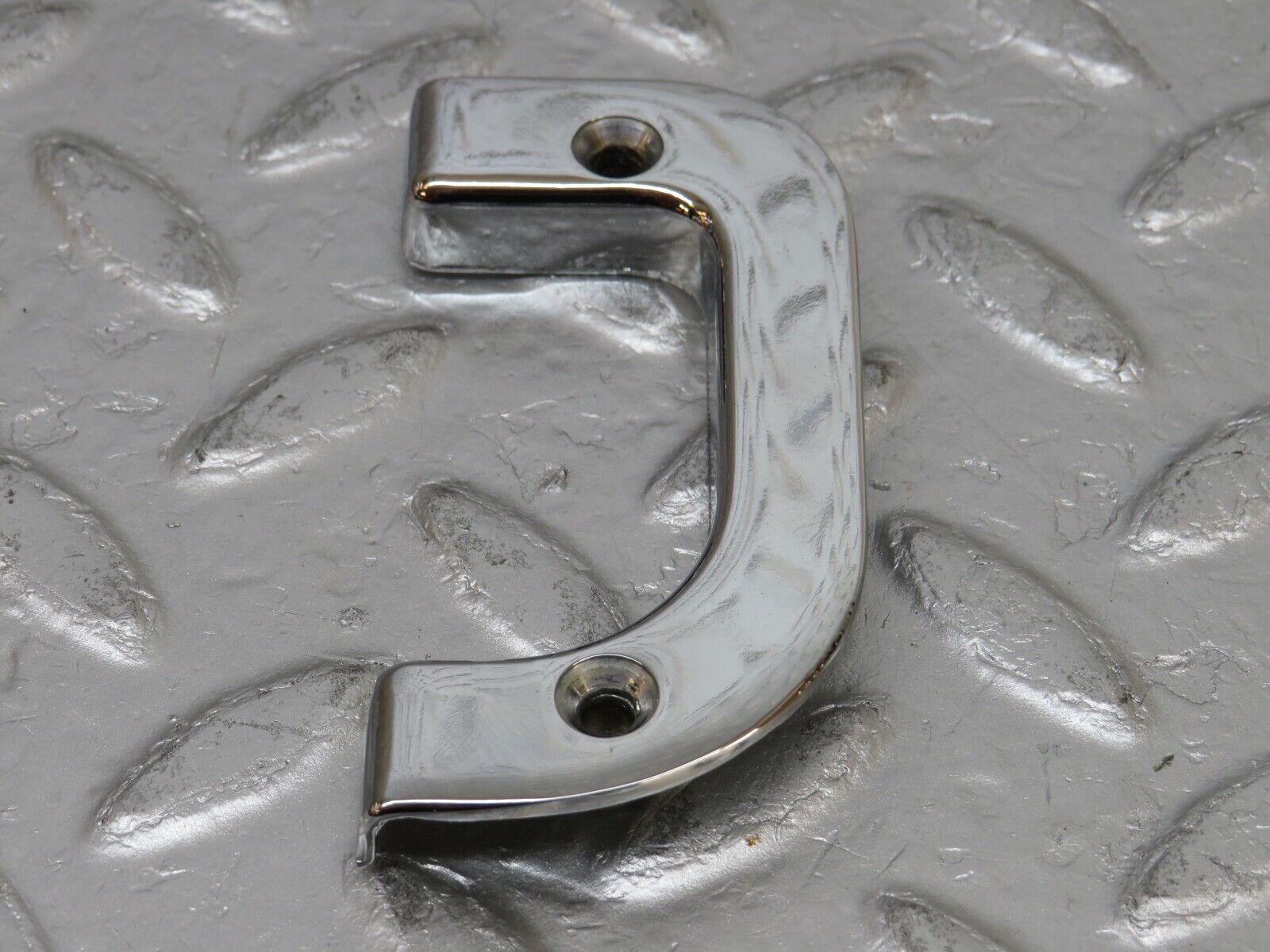 34315 Mercedes-Benz C126 380SEC Right Interior Chrome Door Latch 1237230224