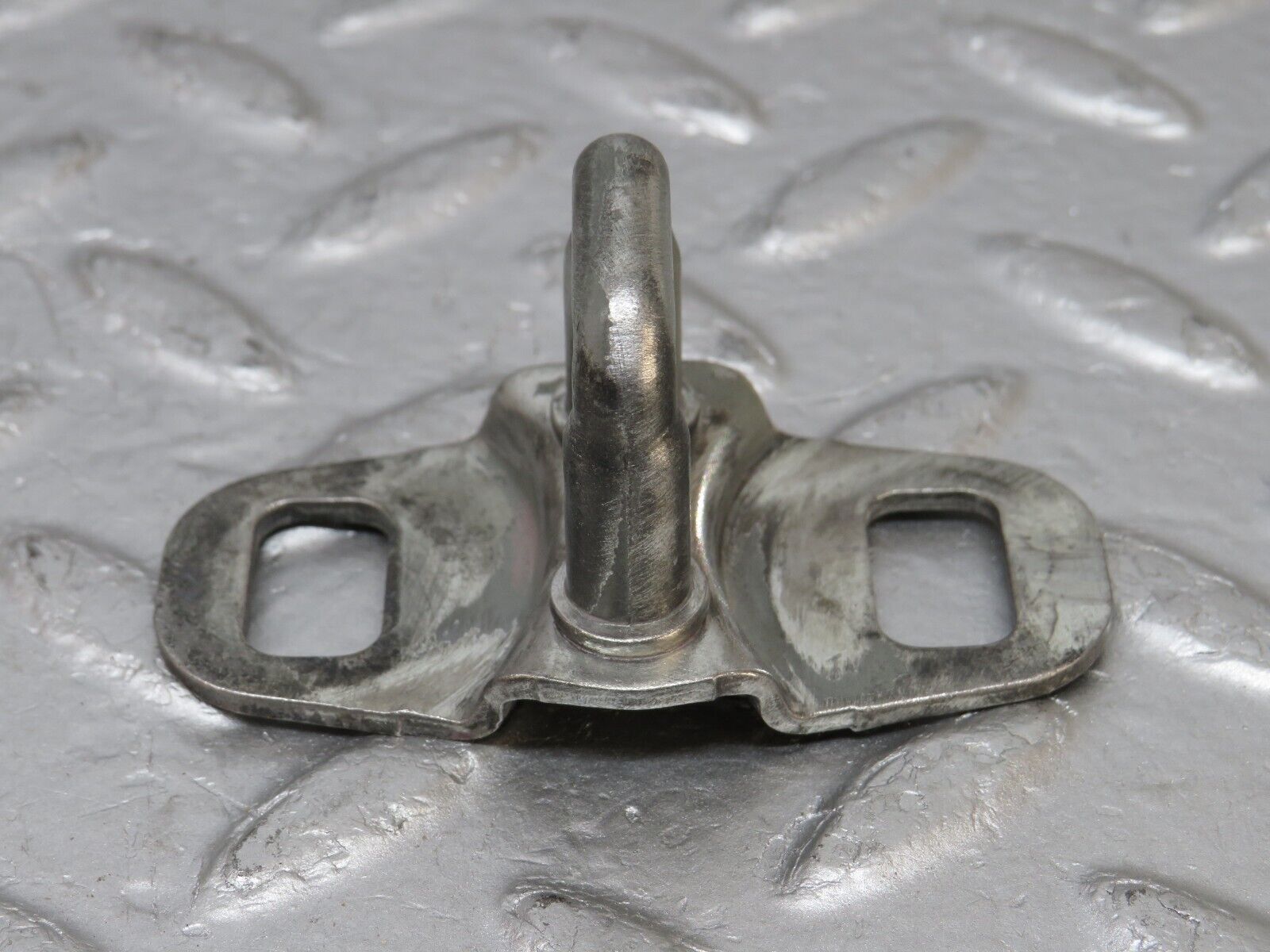 33324 Mercedes-Benz W202 C180 Bonnet Lock Latch 2028800260