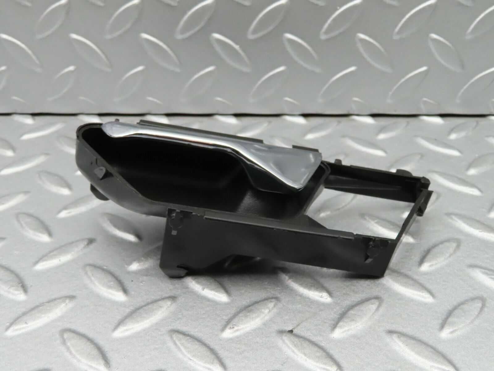 5257 Mercedes-Benz W124 230E Front Left Interior Door Handle 1247600161