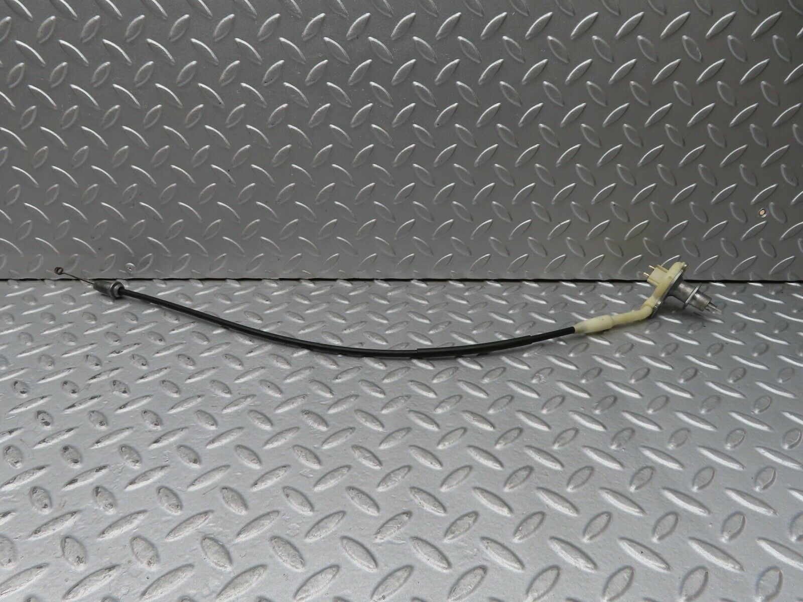 16889 Mercedes-Benz C123 280CE Coupe Heater Regulator