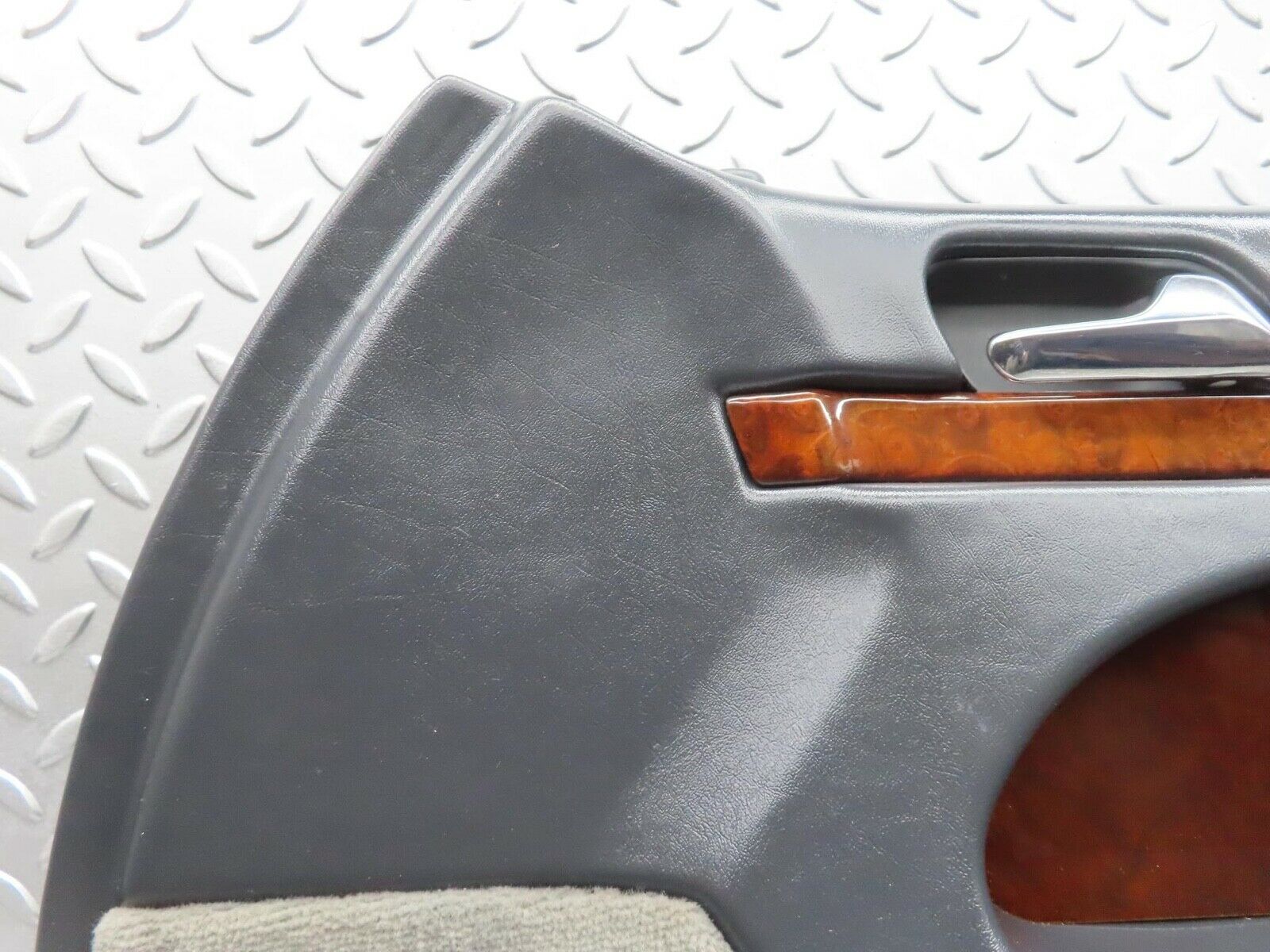 14863 Mercedes-Benz W140 S320 Front Right Door Card